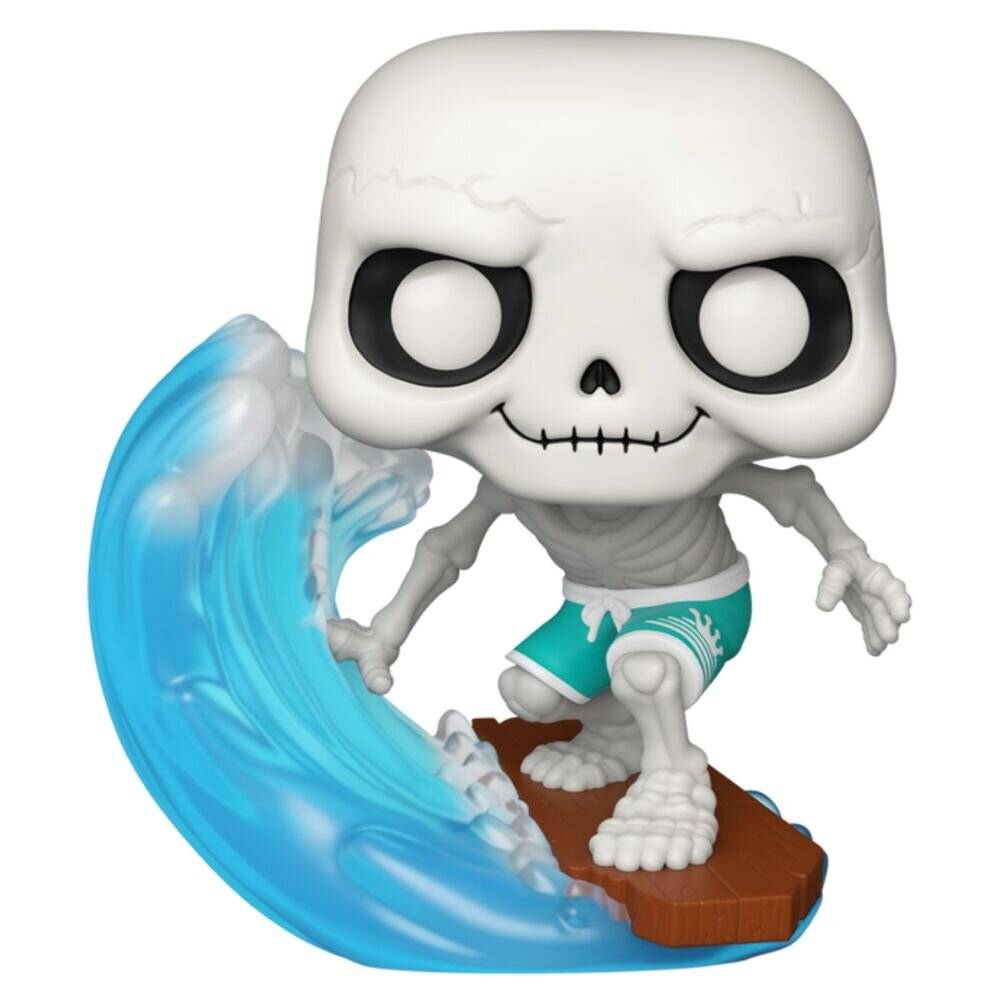 Spielzeug-Skelettfigur, die auf einem Surfbrett durch eine blaue Welle fährt, trägt türkisfarbene Shorts und ist in einer Aktionspose posiert.