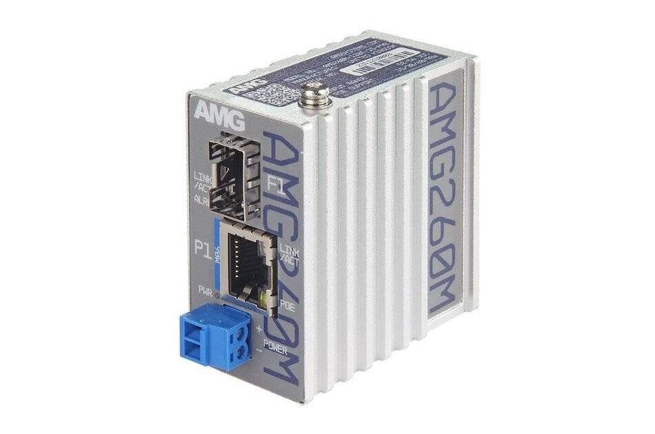 Kompaktes industrielles AMG260M-Modul mit Ethernet- und Stromversorgungssteckern auf weißem Hintergrund