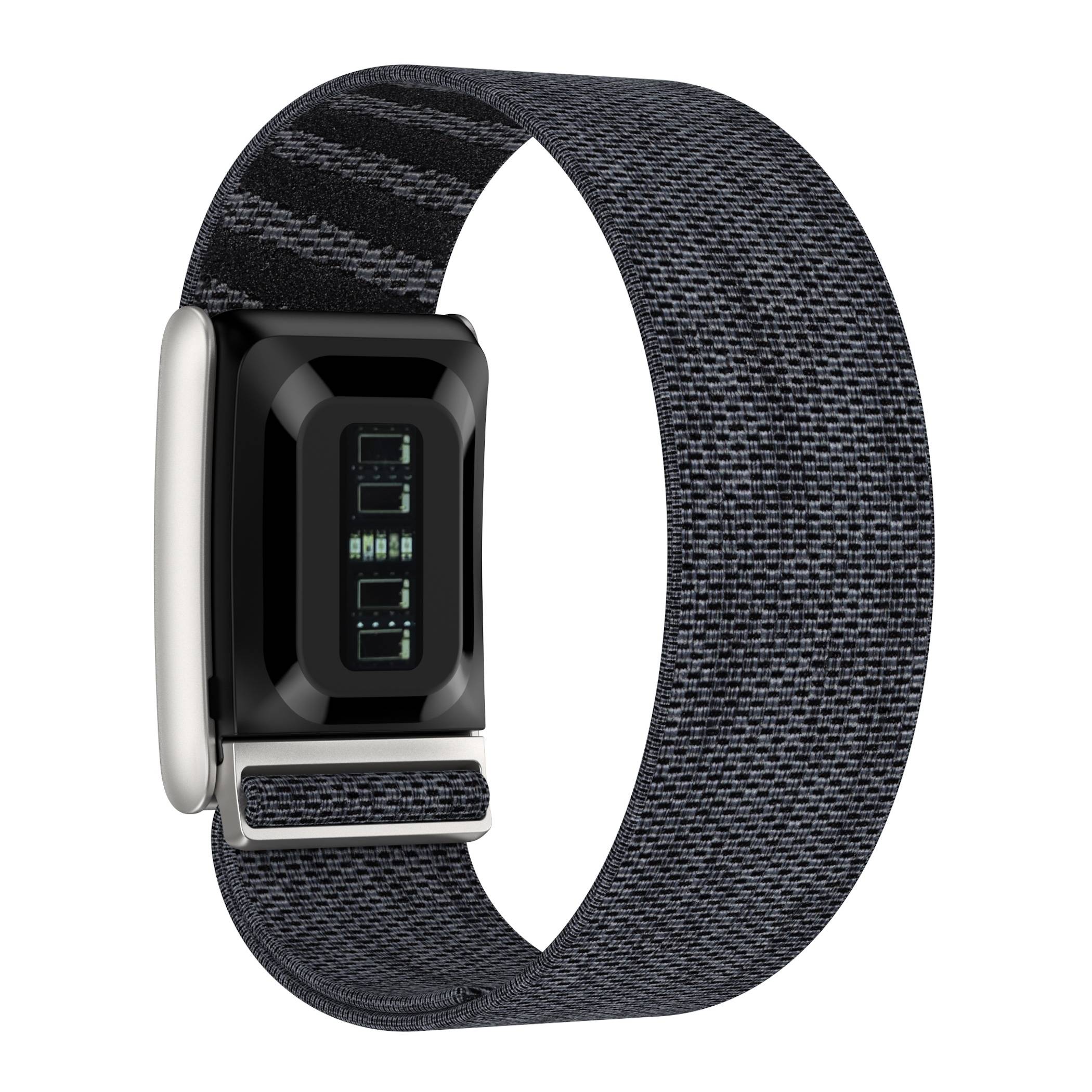 Schwarzer Fitness-Tracker mit digitalem Display und gewebtem Stoffband auf weißem Hintergrund.