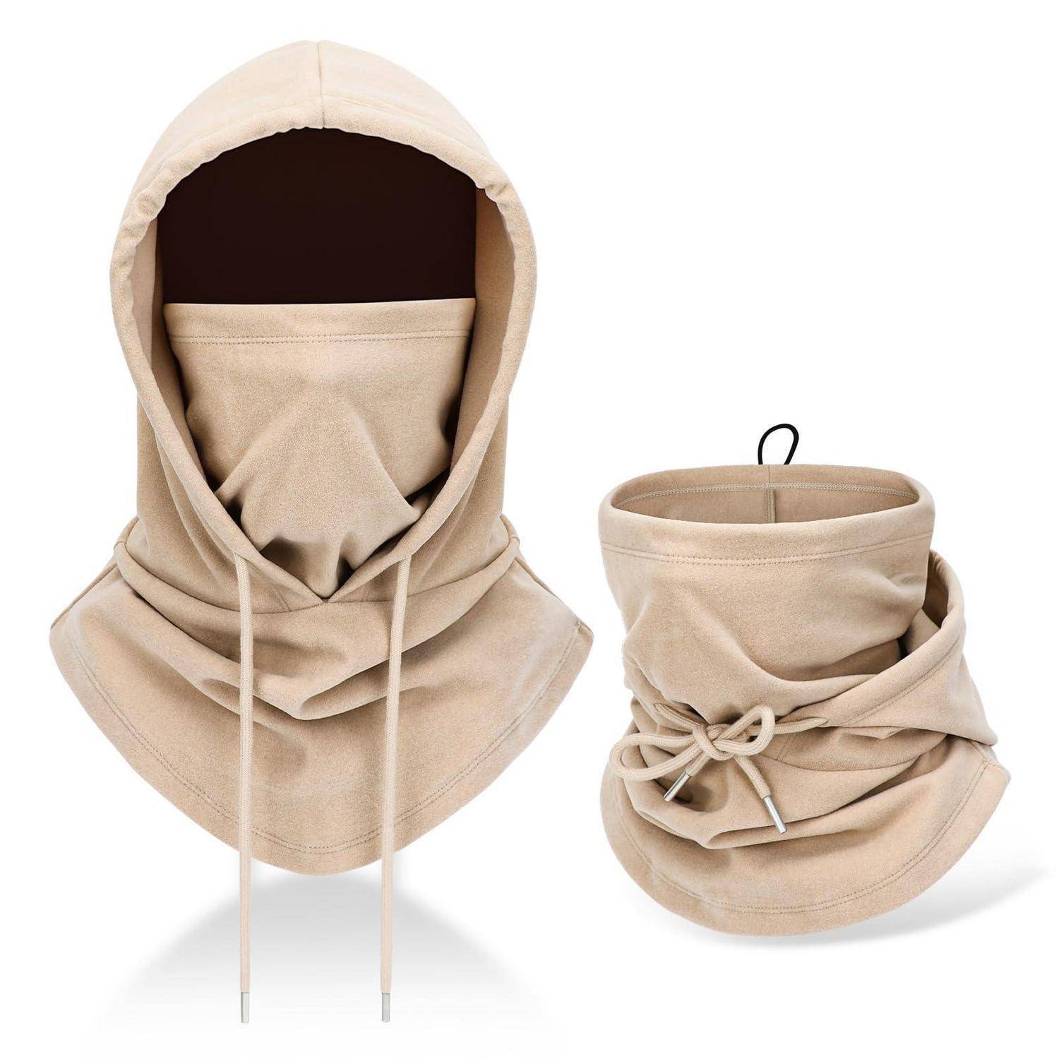 Beige Gesichtsmaske mit Kapuze und passendem Nackentuchtuch mit Zugbändern, von vorne und von der Seite auf weißem Hintergrund gezeigt.