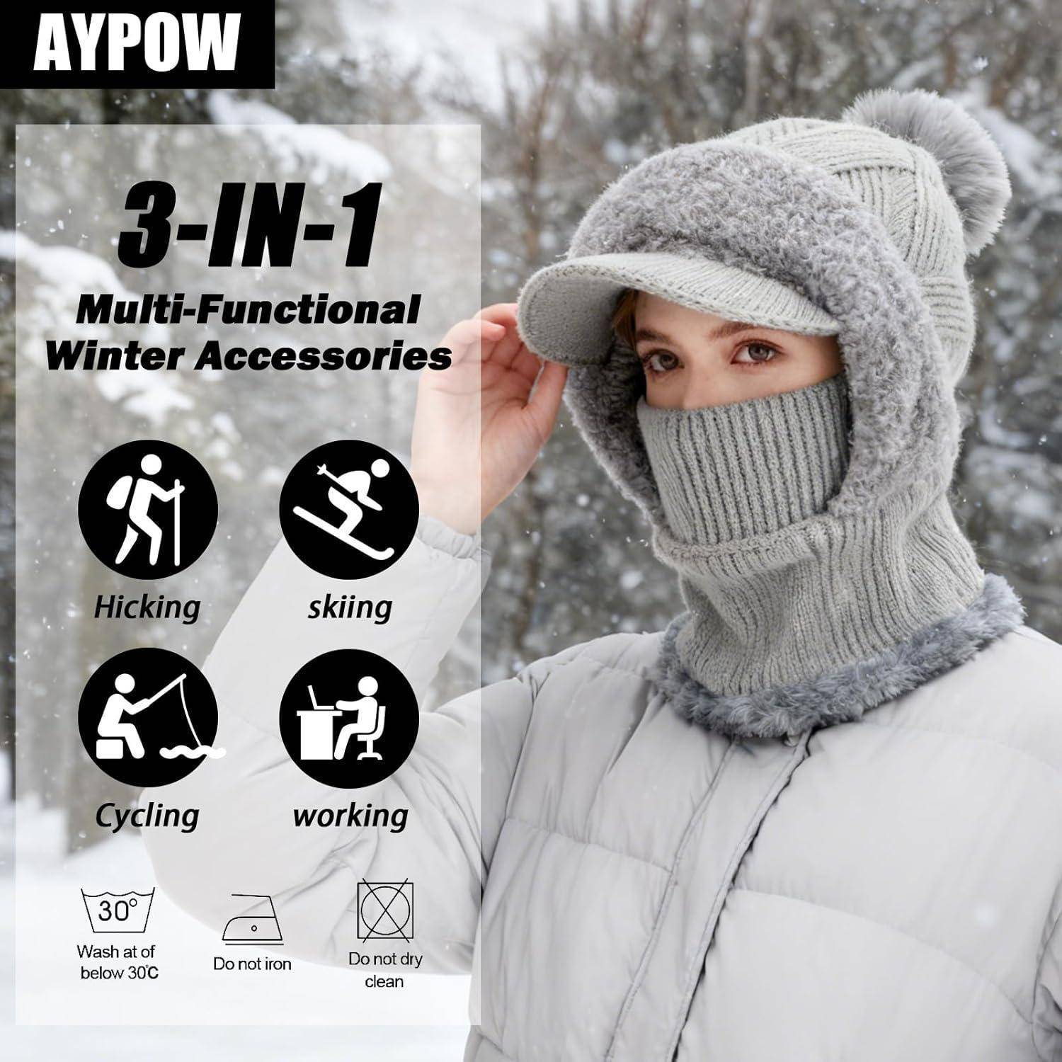 Frau, die graue 3-in-1-Winteraccessoires trägt: Mütze, Gesichtsmaske und Nackenwärmer, mit Text, der die Multifunktionalität für Wandern, Skifahren, Radfahren und Arbeiten bewirbt.