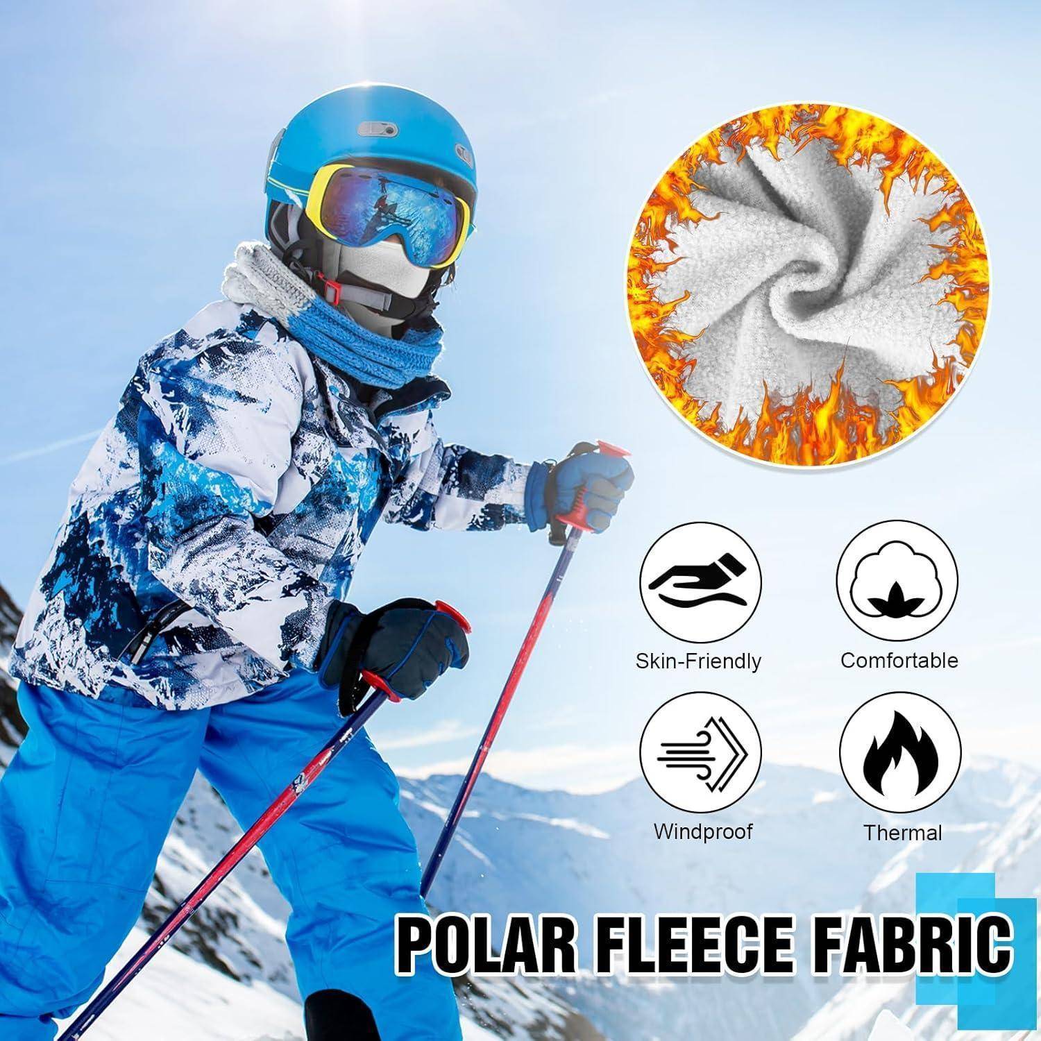 Skitourenfahrer in blauer Winterkleidung bewirbt "POLAR FLEECE STOFF"" mit Symbolen, die hautfreundliche, komfortable, winddichte und thermische Eigenschaften zeigen.