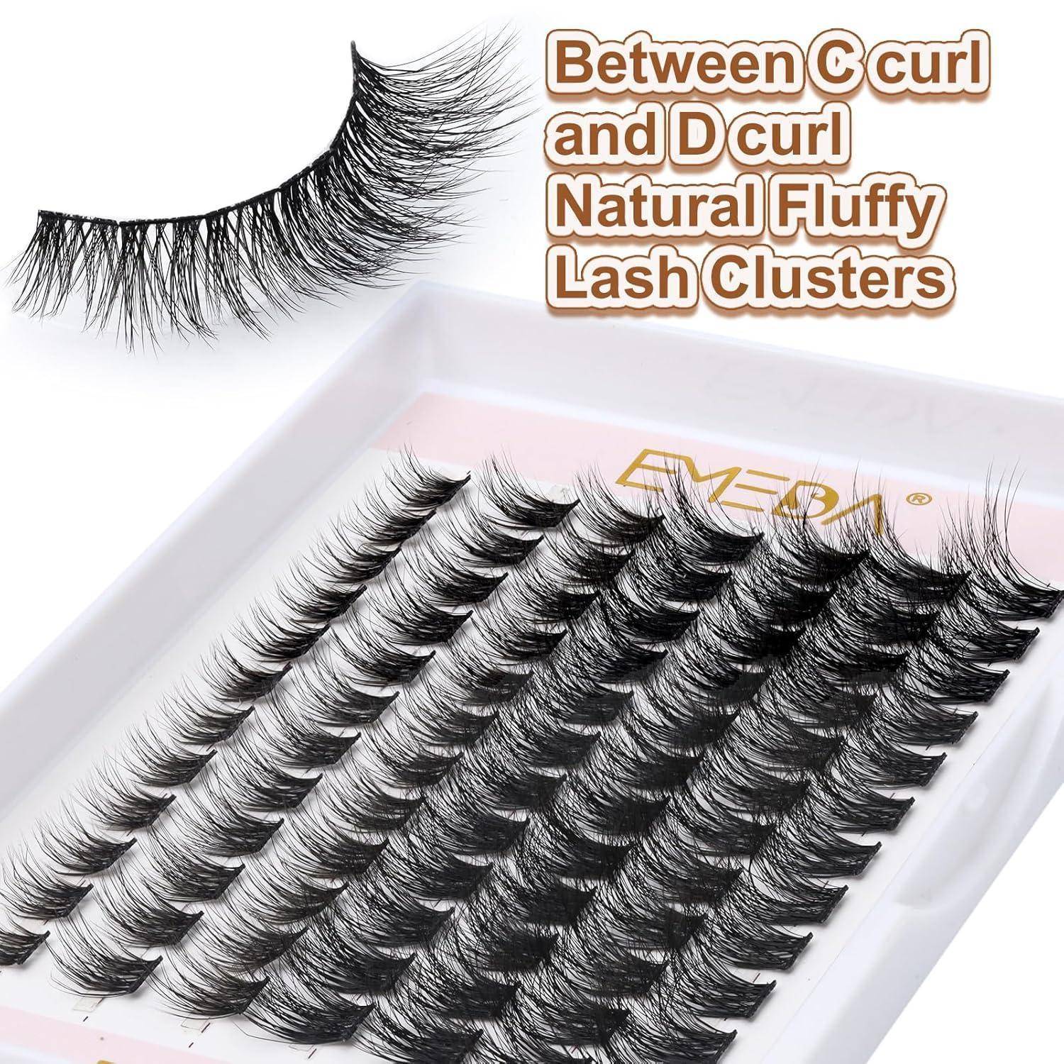 Produktbild von flauschigen künstlichen Wimpernbüscheln in einem Tablett, gekennzeichnet mit „Between C curl and D curl Natural Fluffy Lash Clusters