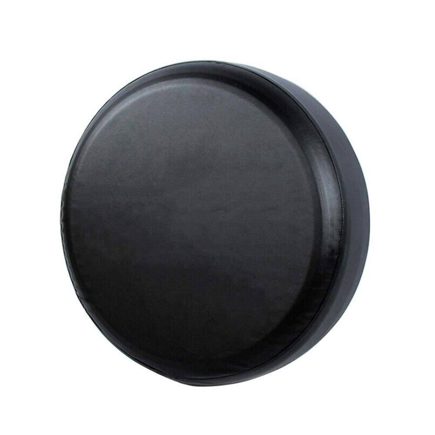 Schwarze kreisförmige Kunststoffkappe oder Deckel auf weißem Hintergrund dargestellt.
