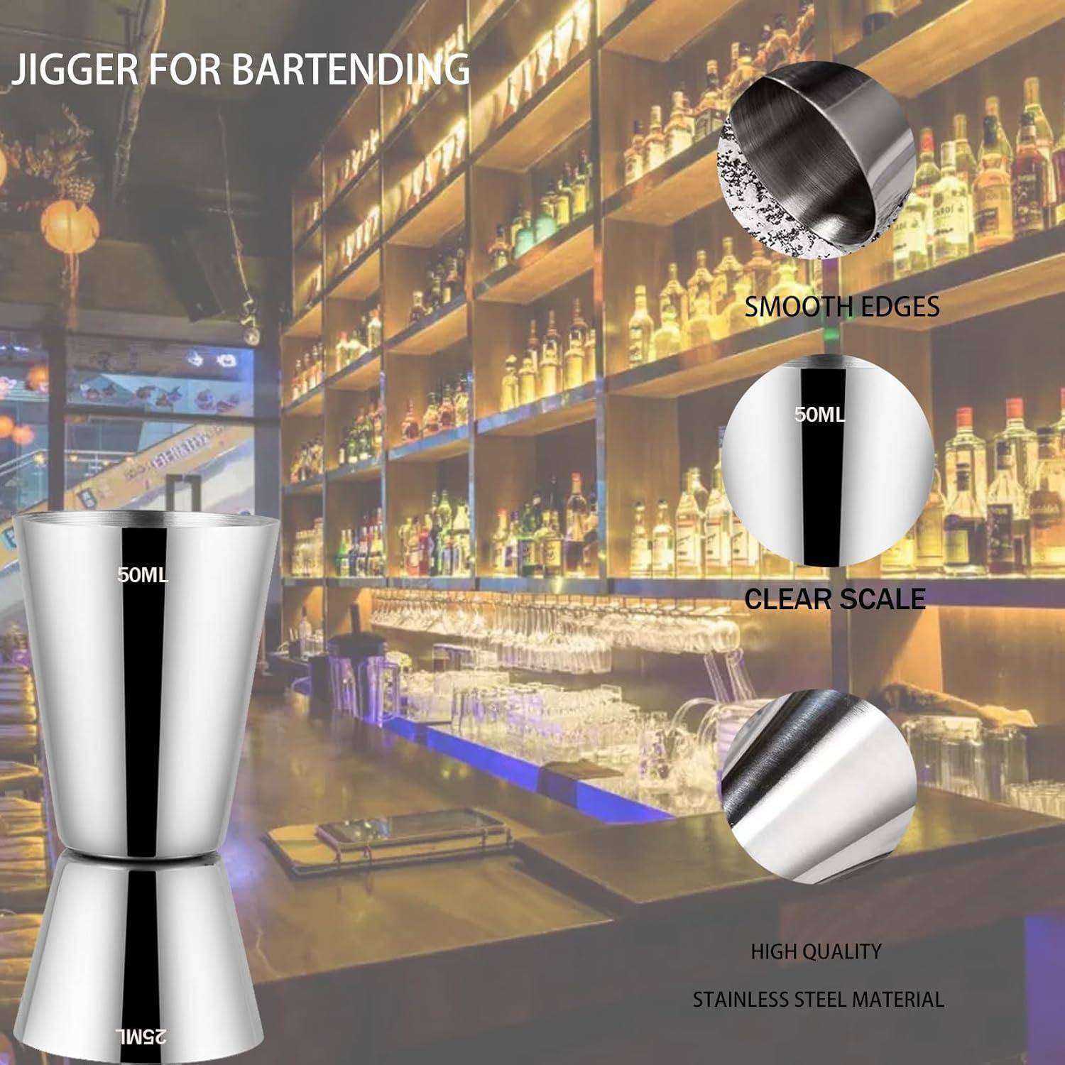 Edelstahl-Barkeeper-Messzylinder mit 50-ML-Markierung, in einer Bar-Umgebung dargestellt; Beschriftungen heben glatte Kanten, klare Skalierung und hochwertiges Material hervor.
