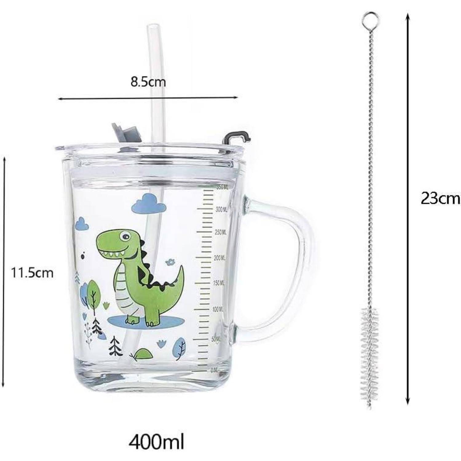 Transparente 400 ml Tasse mit Deckel, Strohhalm und Dinosaurier-Druck, gezeigt mit einer Reinigungsbürste; Abmessungen gekennzeichnet mit 11,5 cm Höhe, 8,5 cm Breite und 23 cm Bürstenlänge.