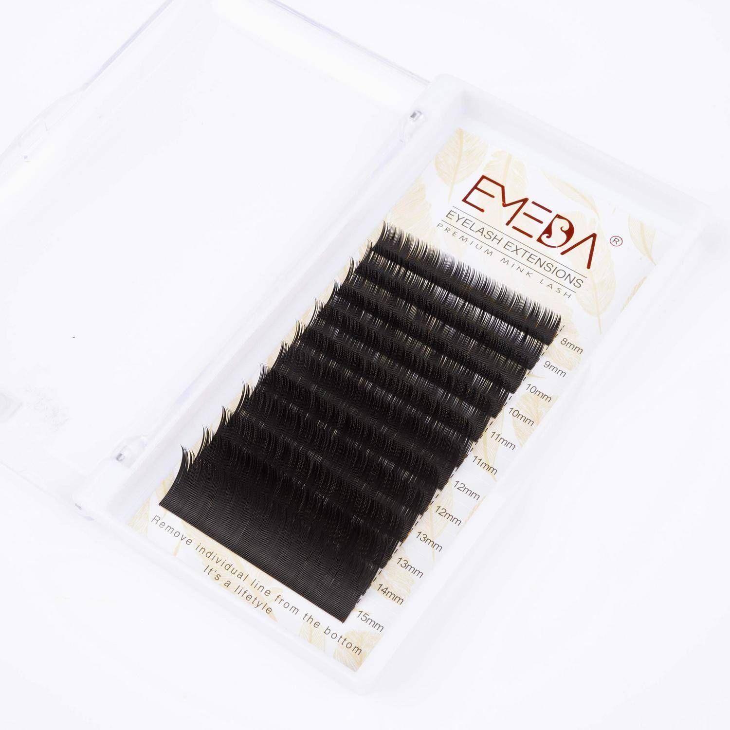 Kunststoffgehäuse mit Wimpernverlängerungen, falschen Wimpern, die in Reihen unterschiedlicher Längen angeordnet sind, von 8 mm bis 15 mm.
