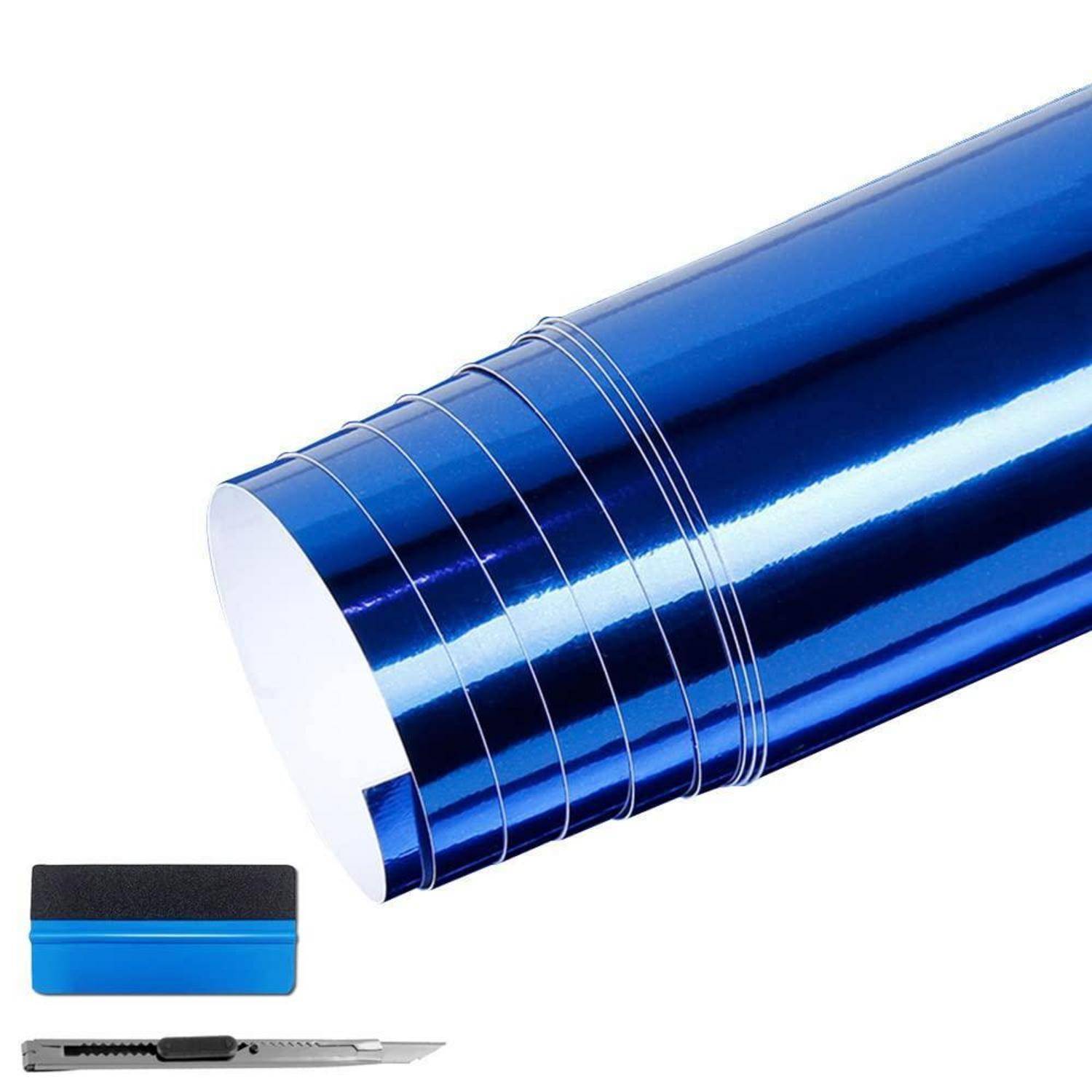 Blauglänzende Vinyl-Wickelrolle mit kleinem Rakel und Universalmesser, dargestellt als Auto-/Fenster-Tönungs- oder Aufkleberanwendungsset.