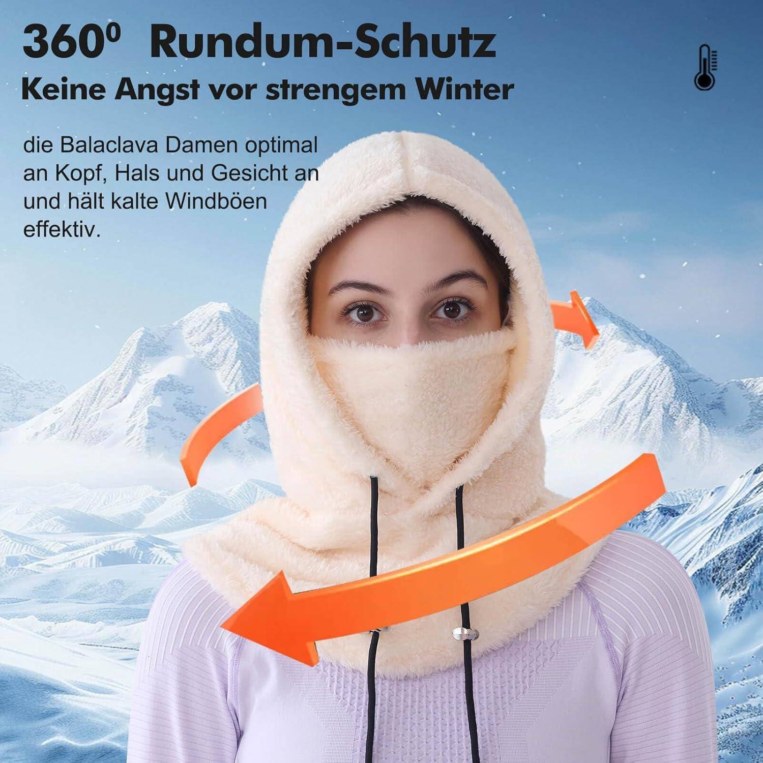 Frau in einer beigen Sturmhaube und einer Kapuzen-Winterjacke, mit Pfeilen, die 360-Grad-Schutz vor Wind und Kälte in verschneiten Bergen zeigen.
