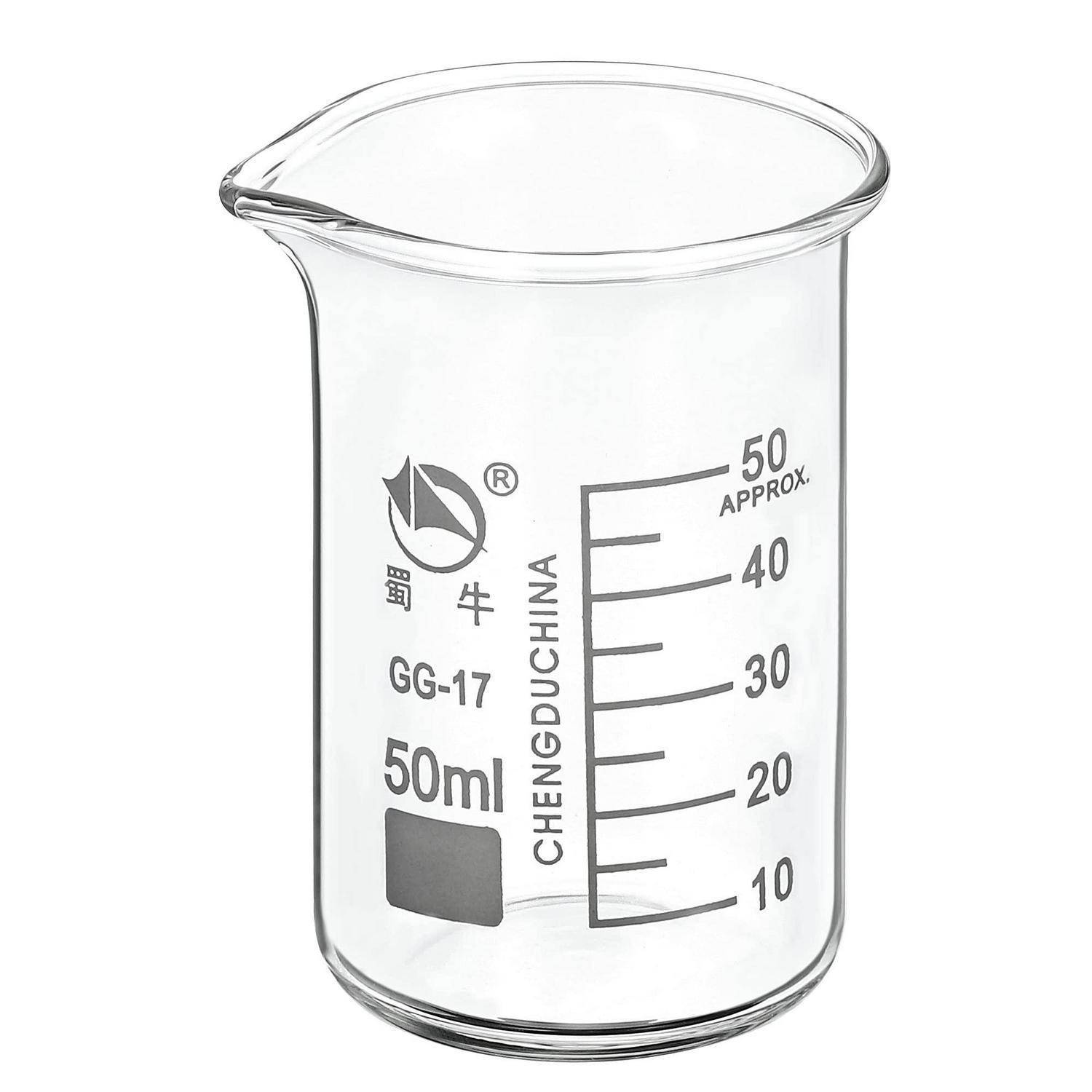 Klares 50-ml-Glasbecherglas mit Ausgießtülle und Graduierungsmarkierungen von 10 bis 50 ml, gekennzeichnet mit GG-17 und CHENGDU CHINA.