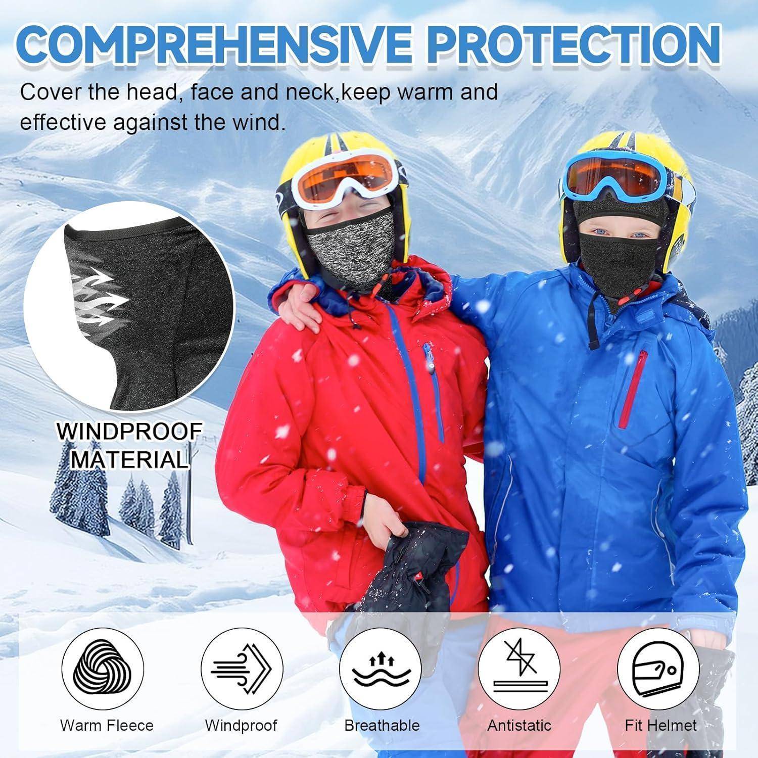 Winterski-Gesichtsmasken-Anzeige, die zwei Skifahrer in roten und blauen Jacken mit Schutzbrillen und Sturmhauben zeigt und windundurchlässigen, atmungsaktiven, wärmenden Fleece-Schutz hervorhebt, der unter einen Helm passt.