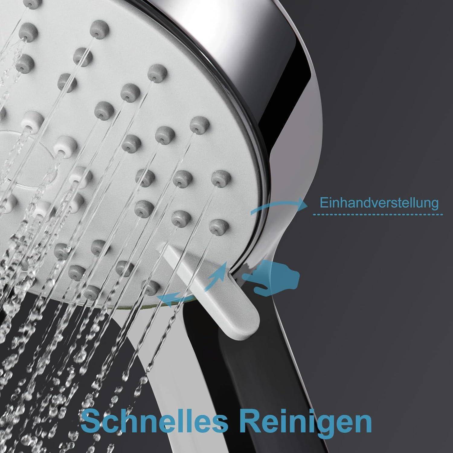 Duschkopf sprüht Wasser mit deutschem Text „Schnelles Reinigen