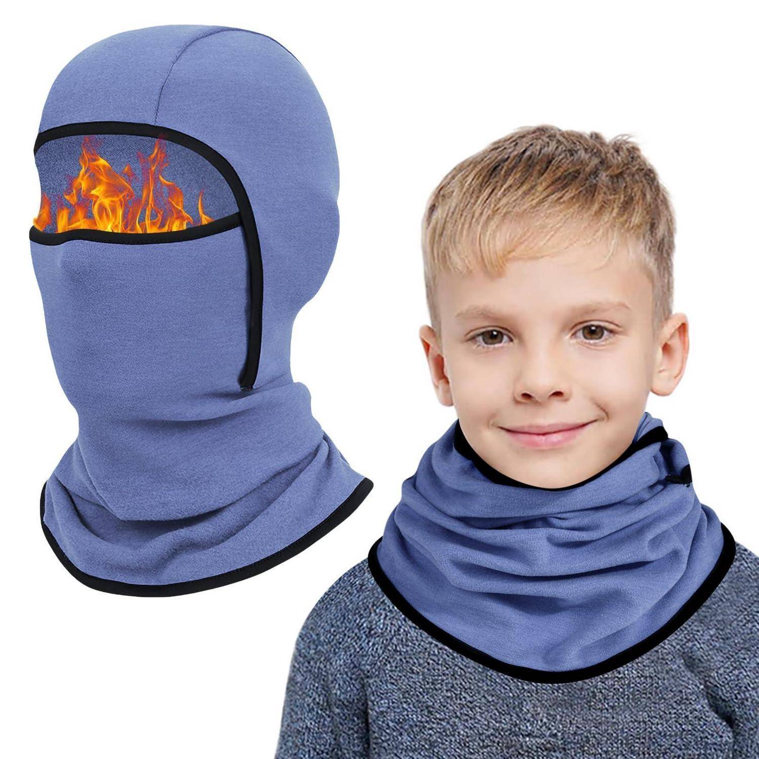 Blauem flammenhemmender Sturmhaube und Halsschutz, dargestellt an einem Kind, mit einer Feuer-Grafik an der Gesichtsöffnung.