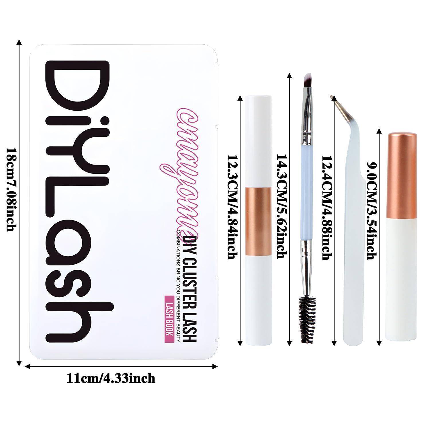 Produktbild zeigt einen Diylash Lashbook-Koffer und drei Make-up-Werkzeuge mit Größenetiketten, einschließlich einer Wimpernbürste, einer abgewinkelten Bürste und einer Mascara-Tube.