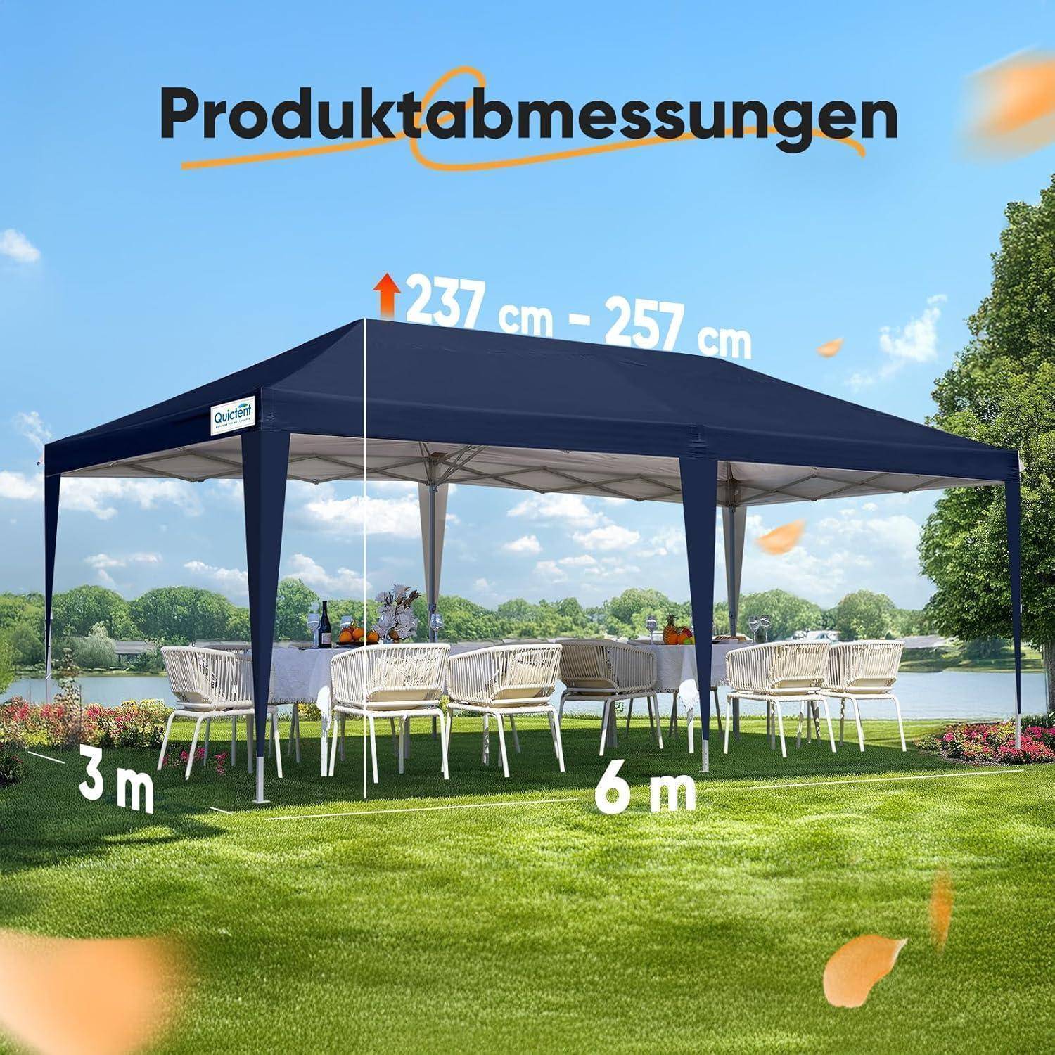 Produktabmessungen für ein großes dunkelblaues Outdoor-Pavillon-Zelt: 6 m breit, 3 m tief, 237–257 cm hoch, auf Gras neben einem See aufgestellt mit Terrassenmöbeln im Inneren.