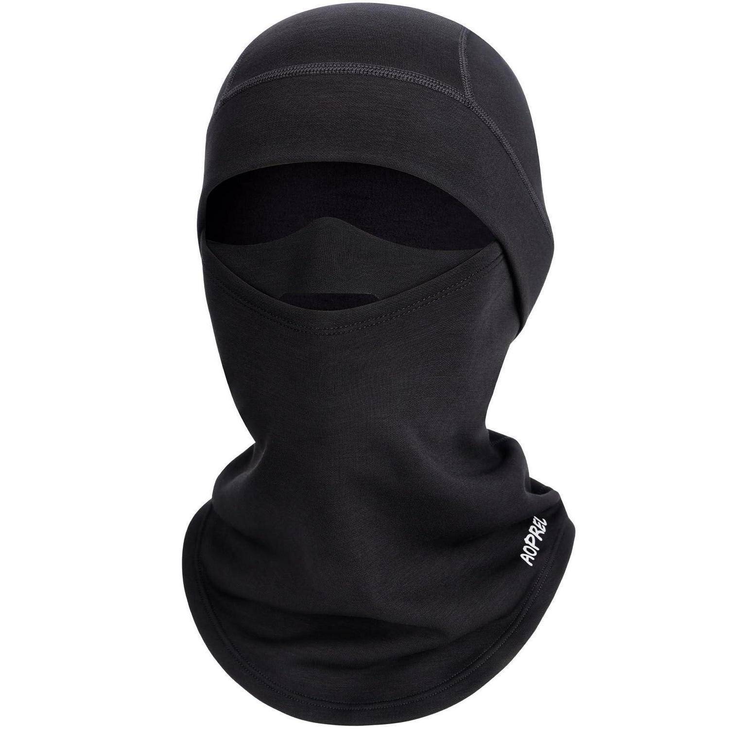 Schwarze Gesichtsmaske mit Kapuze, die Kopf und Nacken bedeckt, mit einem kleinen weißen Logo auf der Unterseite.