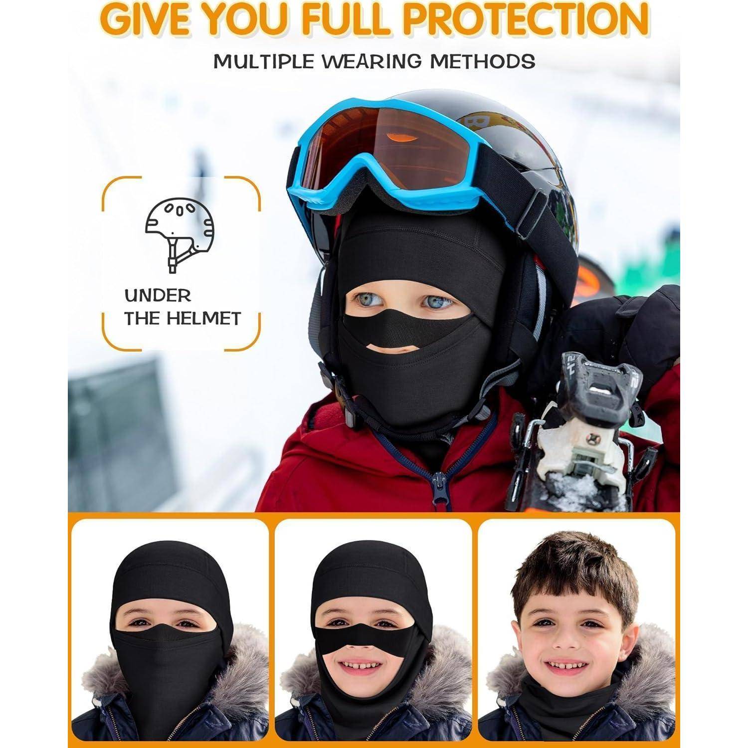 Produktanzeige für eine schwarze Sturmhaube, die unter einem Helm und von einem Kind in drei Styling-Beispielen getragen wird.