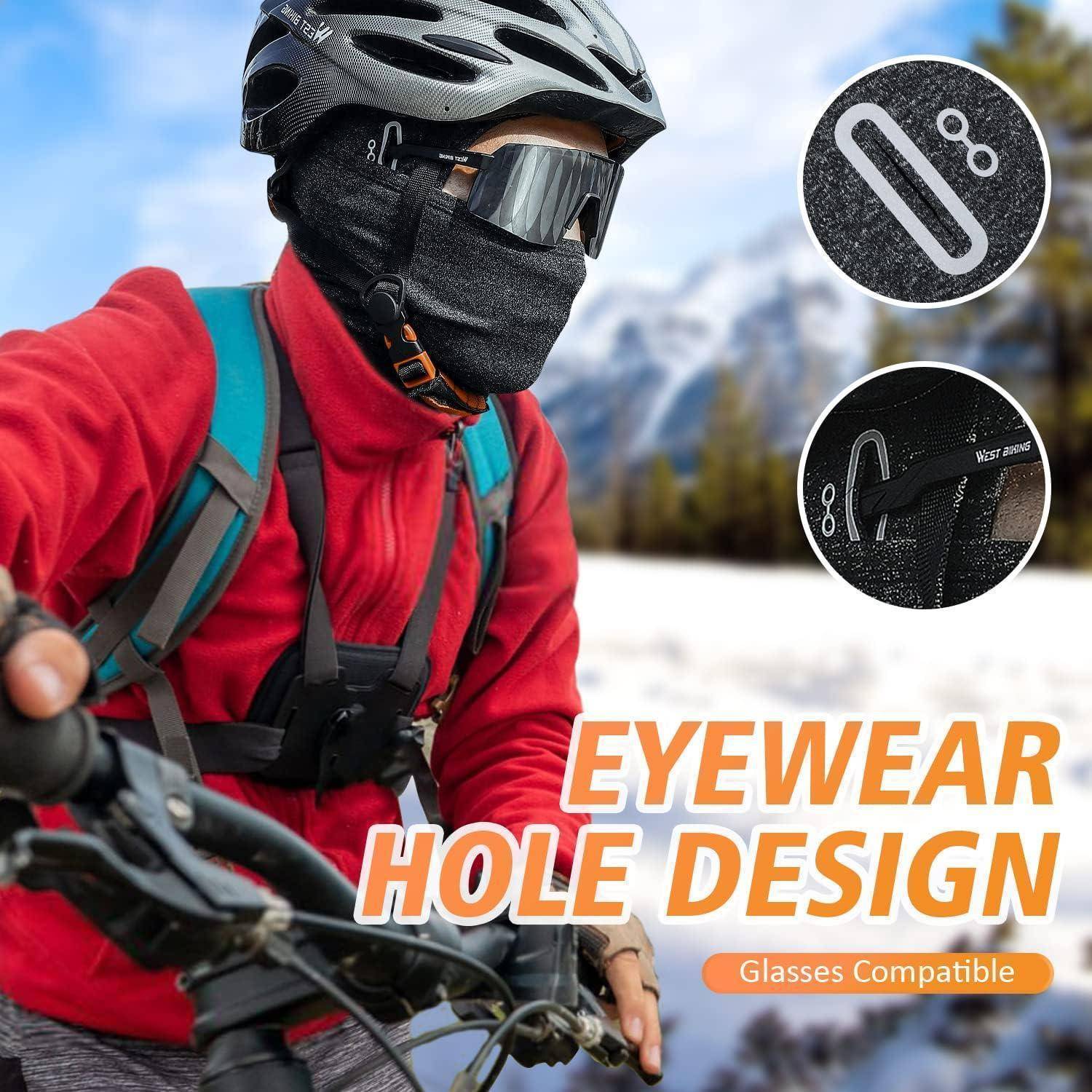 Radfahrer mit Helm und Gesichtsbedeckung fährt im Freien, mit Text, der das 