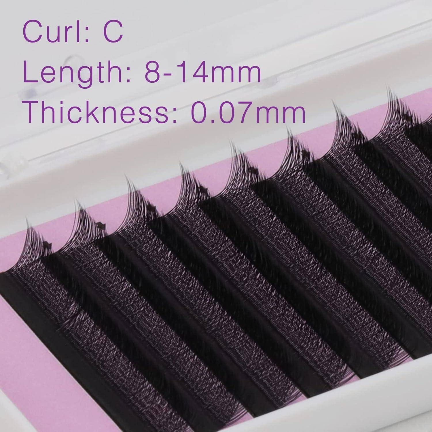 Tablett mit schwarzen Wimpernverlängerungen mit den Bezeichnungen „Curl: C