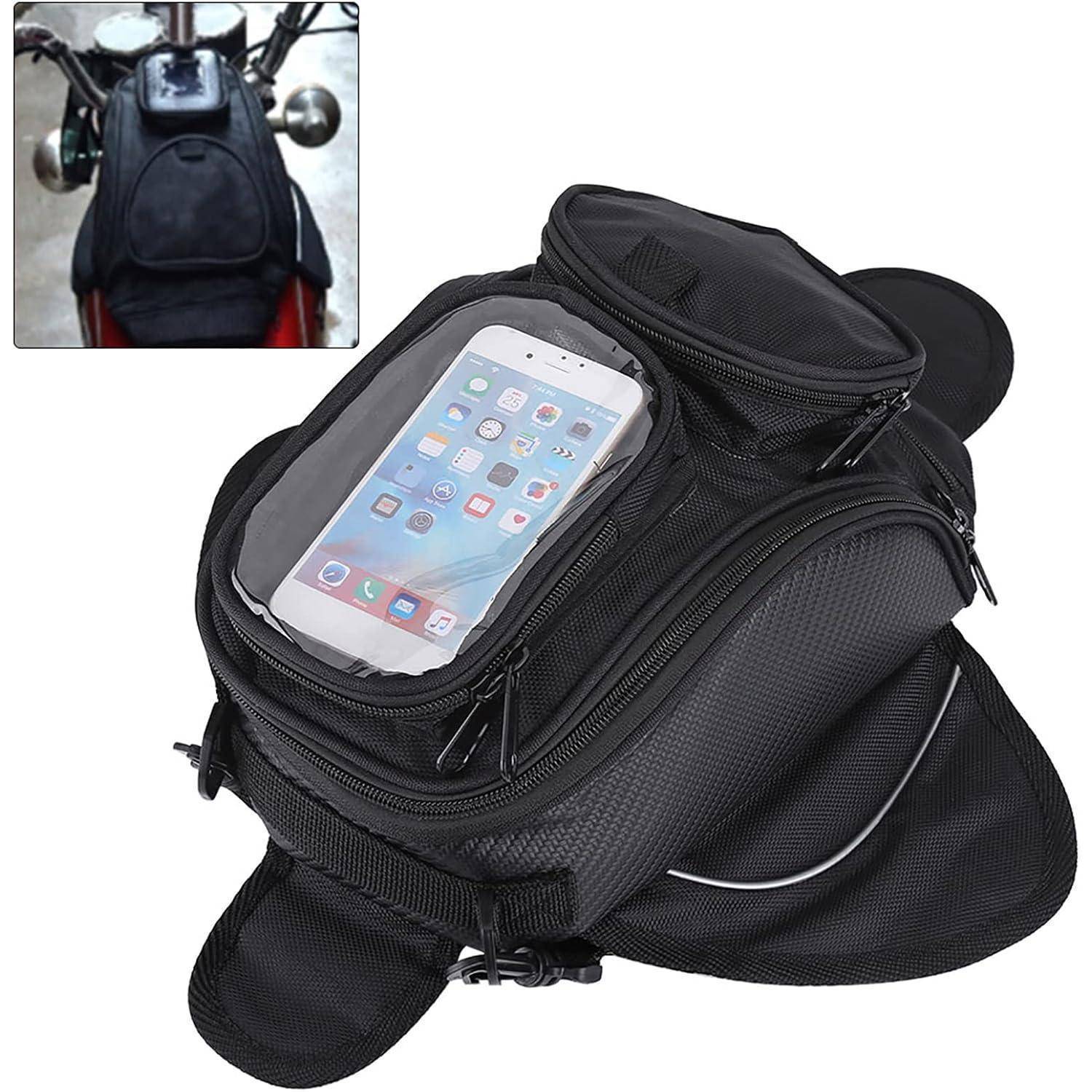 Schwarze Motorrad-Tankrucksack mit klarem Handytasche, gezeigt montiert auf einem Motorrad im Inset und isoliert auf weißem Hintergrund.