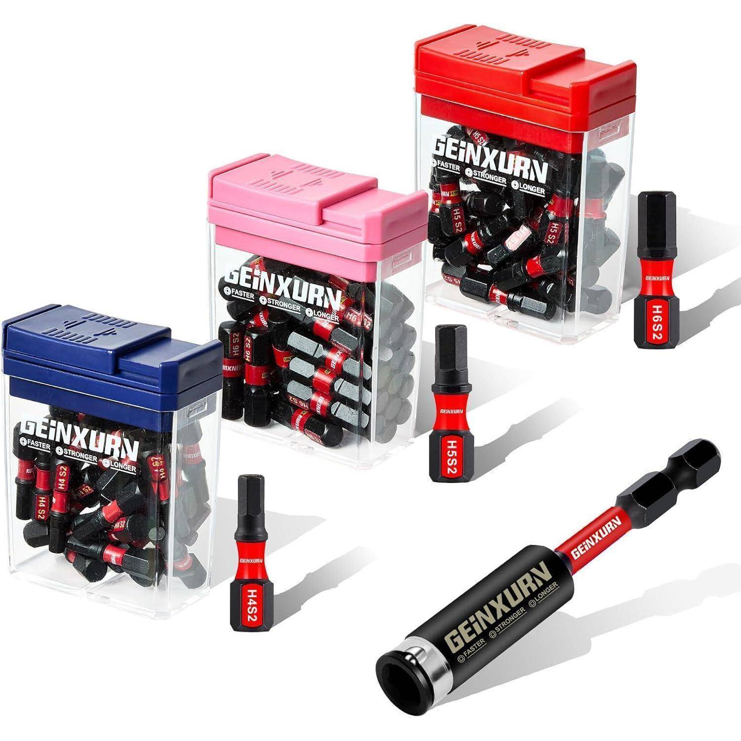 Verschiedene GENXURN-Nagellackflaschen in drei durchsichtigen Lagerkästen mit blauen, rosa und roten Deckeln, plus mehrere einzelne Nagellackflaschen und einen schwarzen stiftförmigen Applikator.