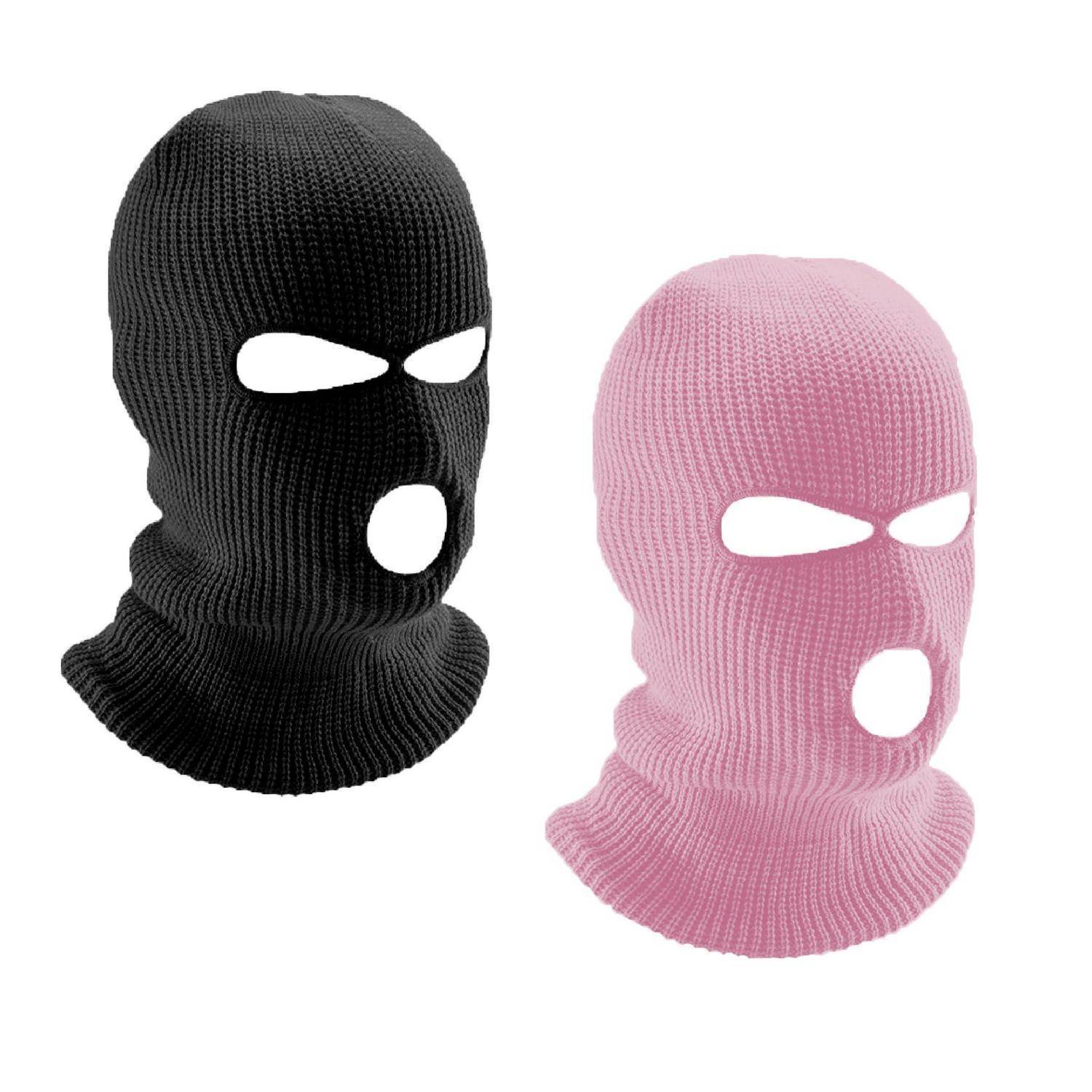 Schwarze und rosa gestrickte Skimützen mit Augen- und Mundöffnungen, nebeneinander auf weißem Hintergrund gezeigt.