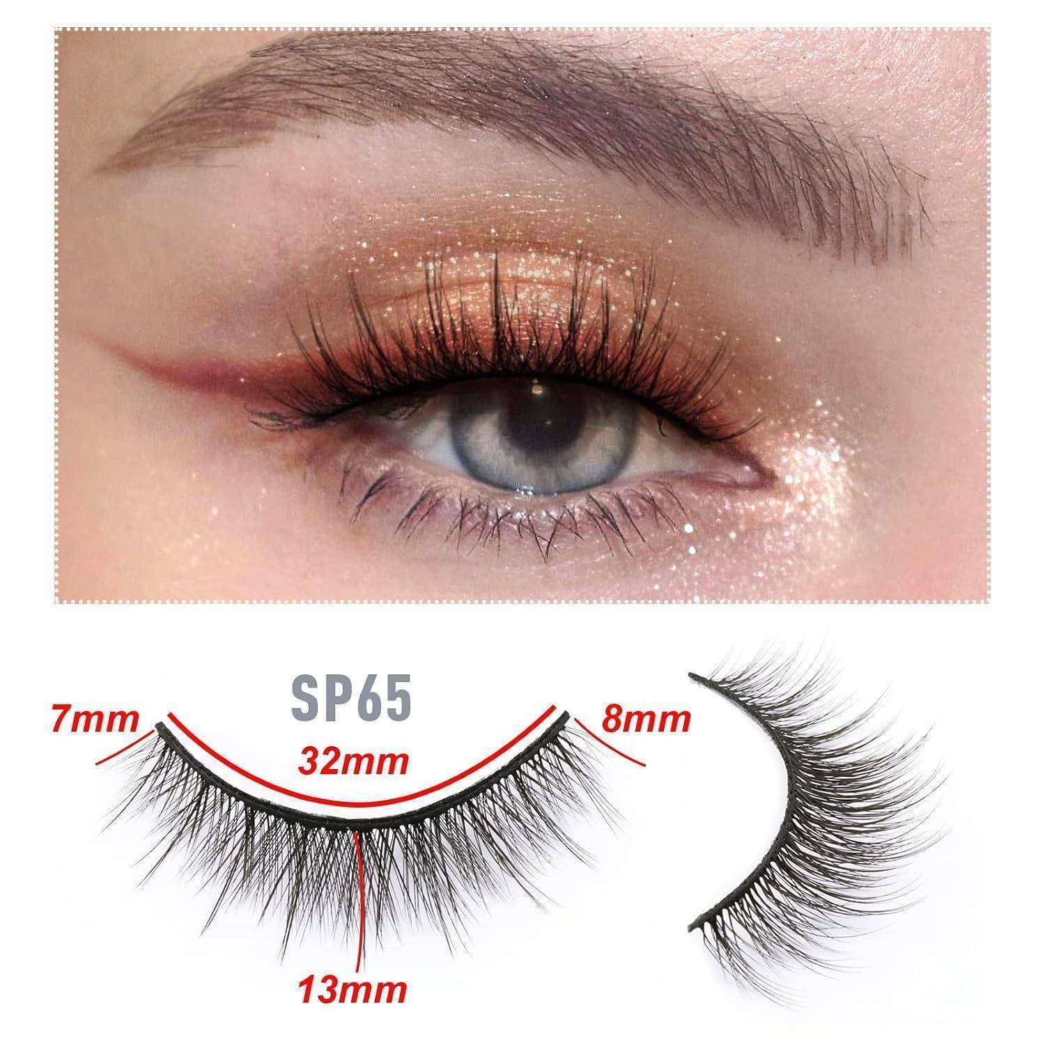Künstliche Wimpern gezeigt auf einem Auge, mit Größenetiketten 7mm, 8mm, 13mm und 'SP65 32mm', die Wimpernlänge und Stil veranschaulichen.
