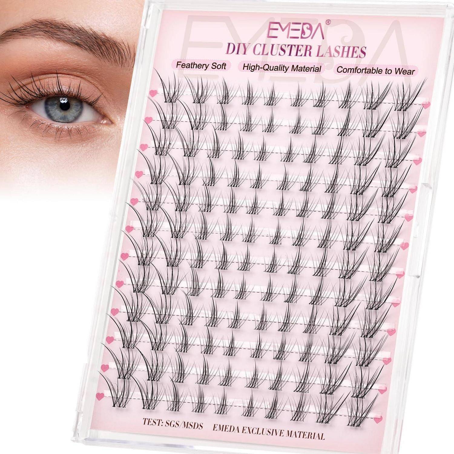 Nahaufnahme eines blauen Auges ohne Lidschatten neben einer Packung „EYEDA DIY CLUSTER LASHES