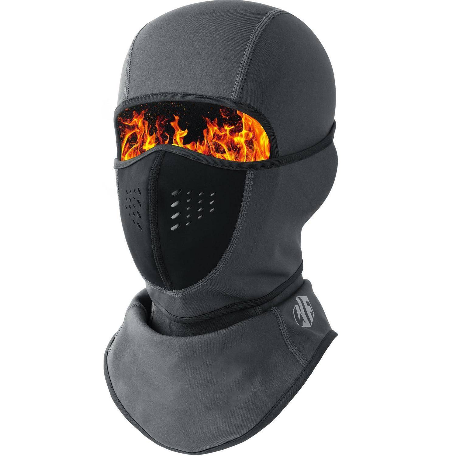 Schwarze Thermal-Gesichtsmaske mit feurig orangem Grafikmotiv über der Augenöffnung und Nackenbedeckung, gezeigt auf schlicht weißem Hintergrund.