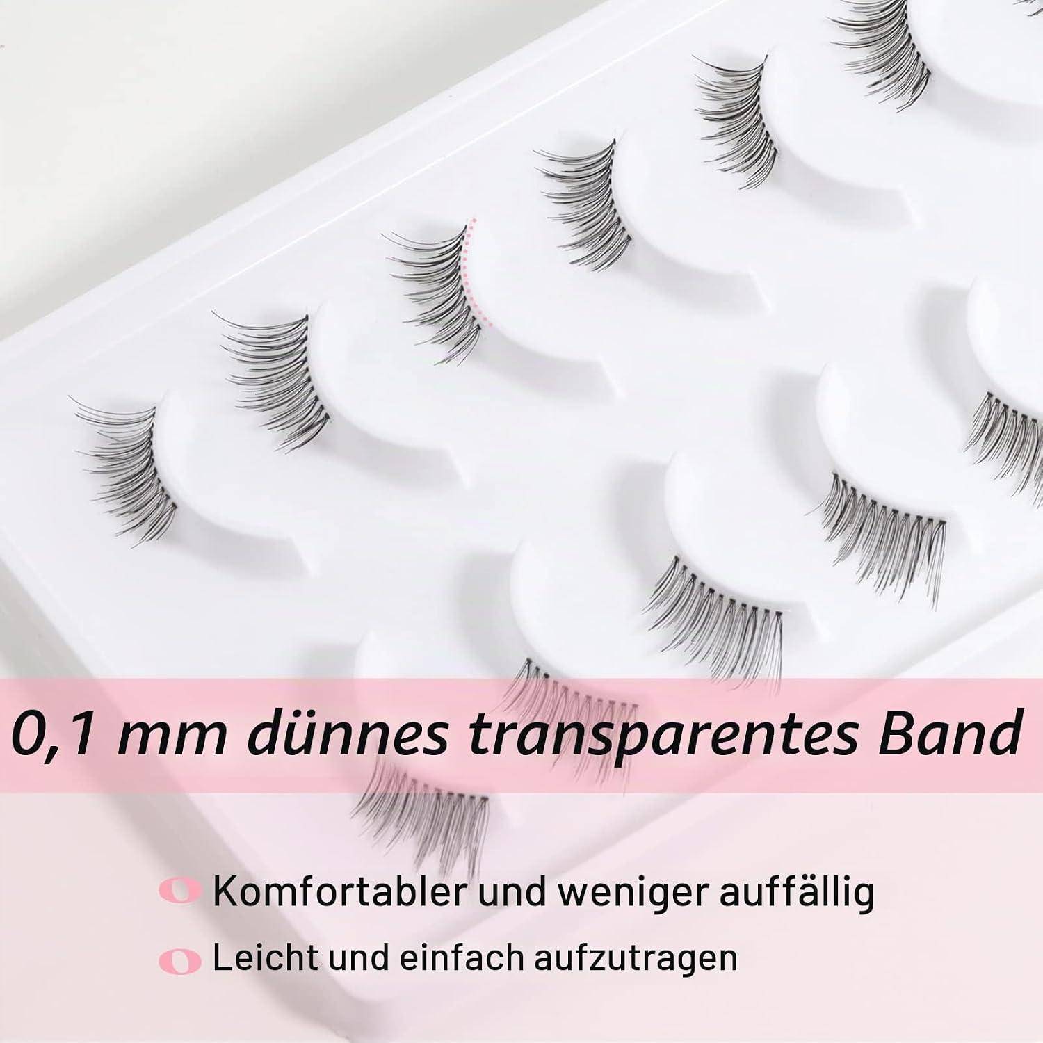 Produktbild von künstlichen Wimpern auf transparentem Band; Text sagt '0,1 mm dünnes transparentes Band', 'Komfortabler und weniger auffällig', und 'Leicht und einfach aufzutragen'.
