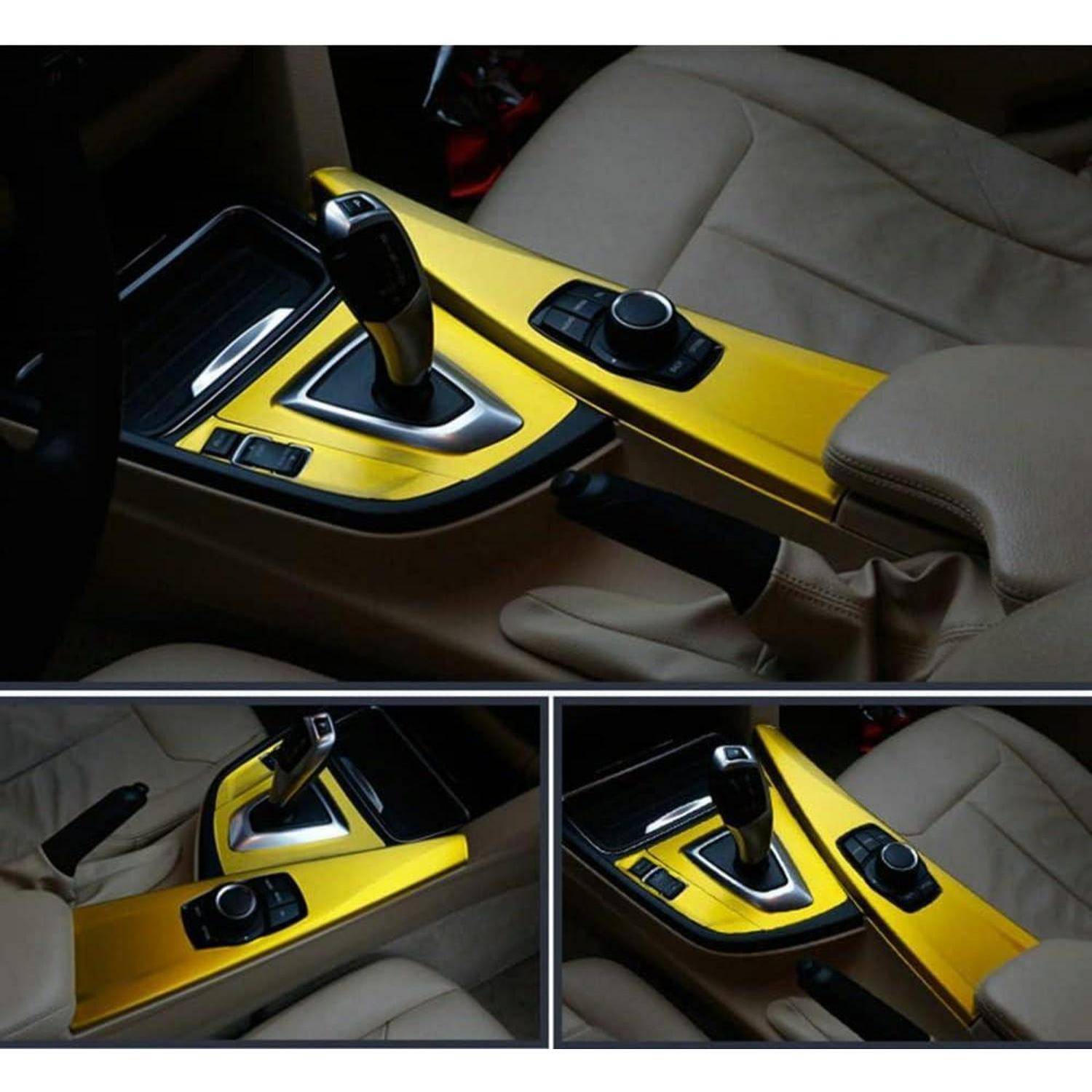 Collage des Innenraums eines Autos mit einer gelben mittleren Mittelkonsole mit Schalthebel, Drehregler und beigen Sitzen.