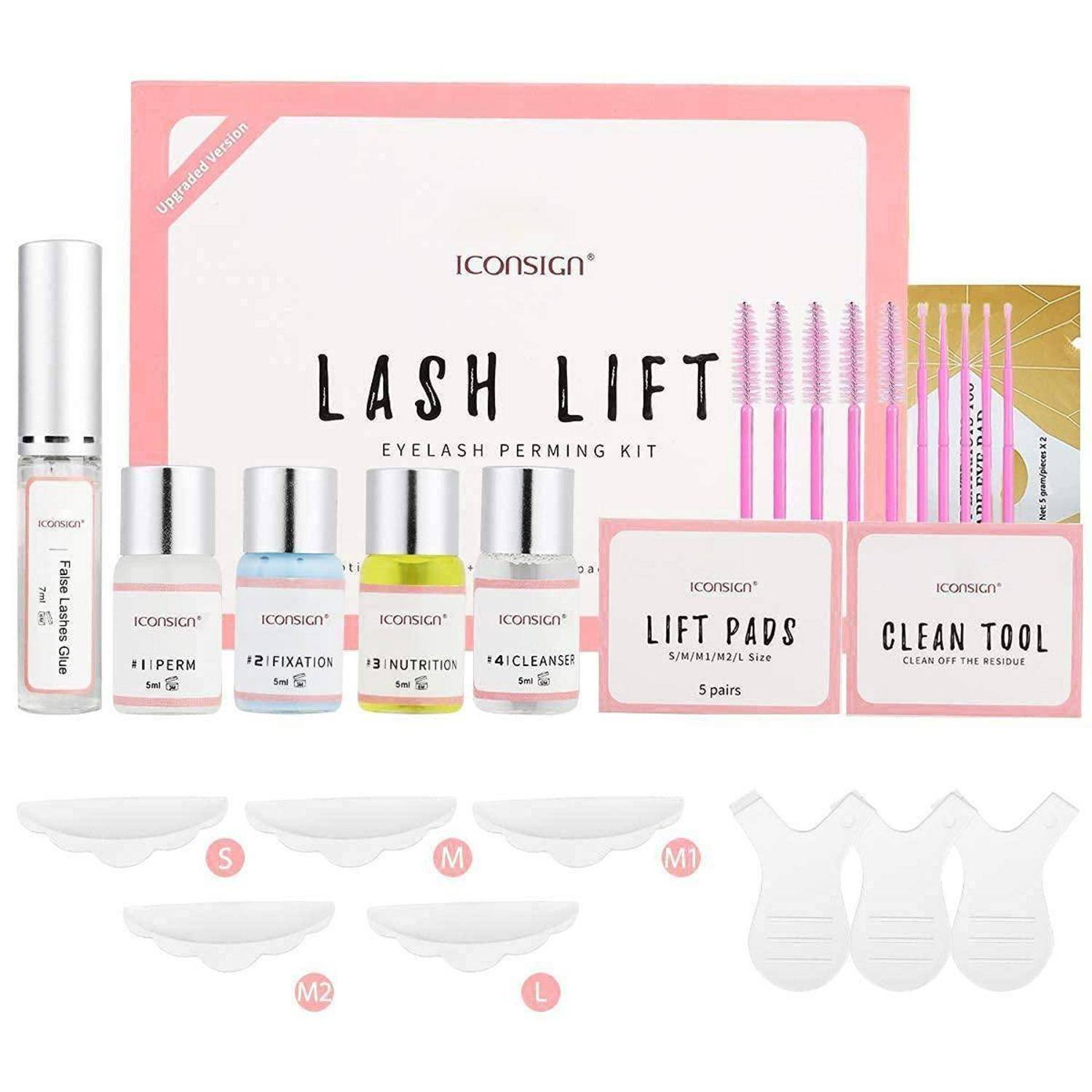 Iconsign Lash Lift Wimpernlifting-Set mit Lösungen, Lift-Pads, Reinigungswerkzeug, Bürsten und Silikonschutzschilden, gezeigt in der Produktverpackung.