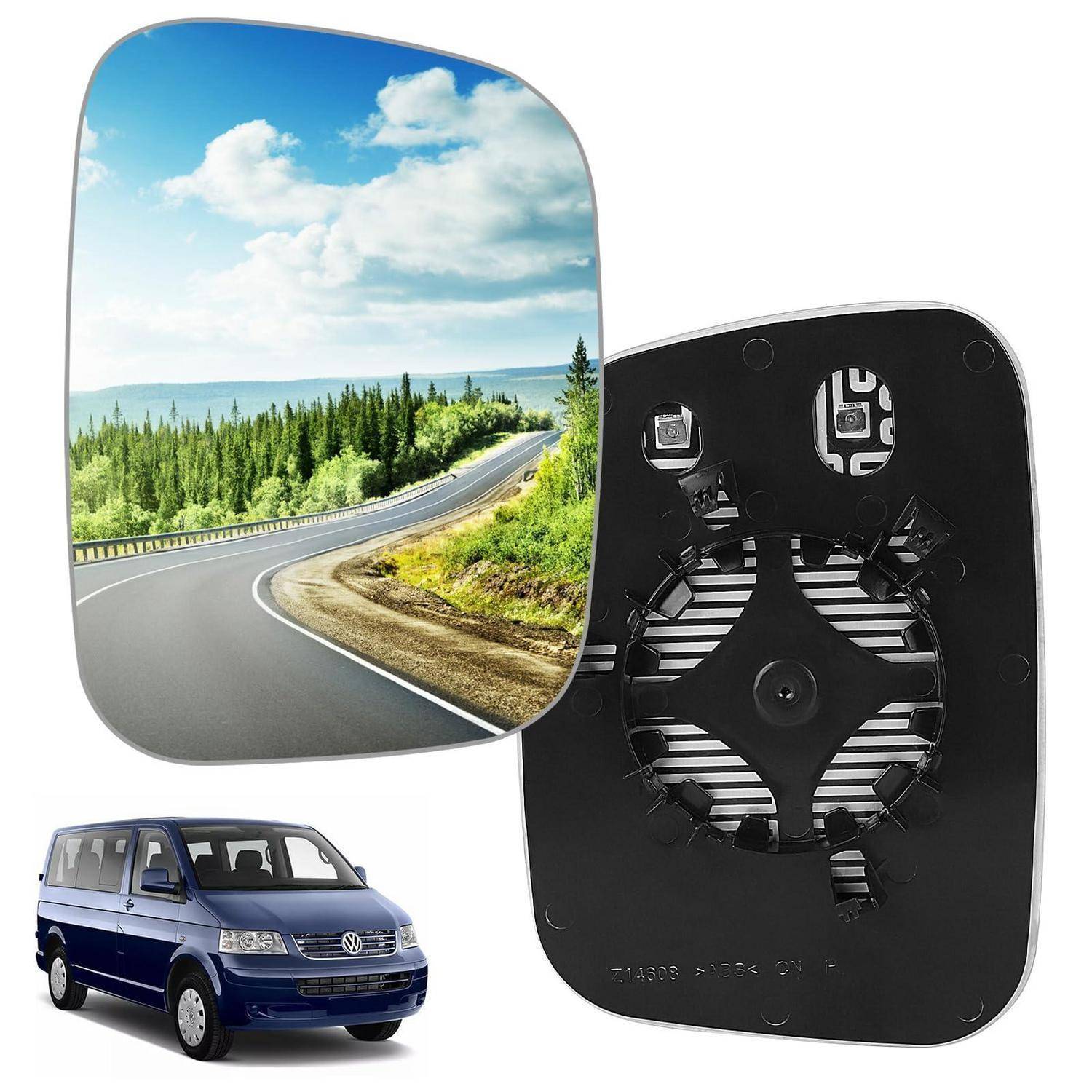 Ersatzglas für Autoseitenspiegel mit Spiegelung einer malerischen Landstraße, mit schwarzer Montagegrundierung des Spiegels und einem blauen Transporter darunter als Anwendungsbeispiel dargestellt.