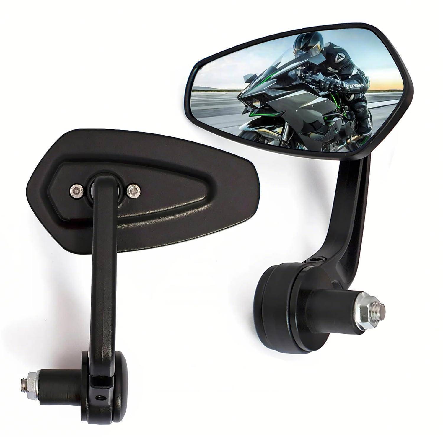 Paar schwarze Motorrad-Seitenspiegel, einer zeigt einen Fahrer und ein Sportmotorrad, die sich im Glas spiegeln.