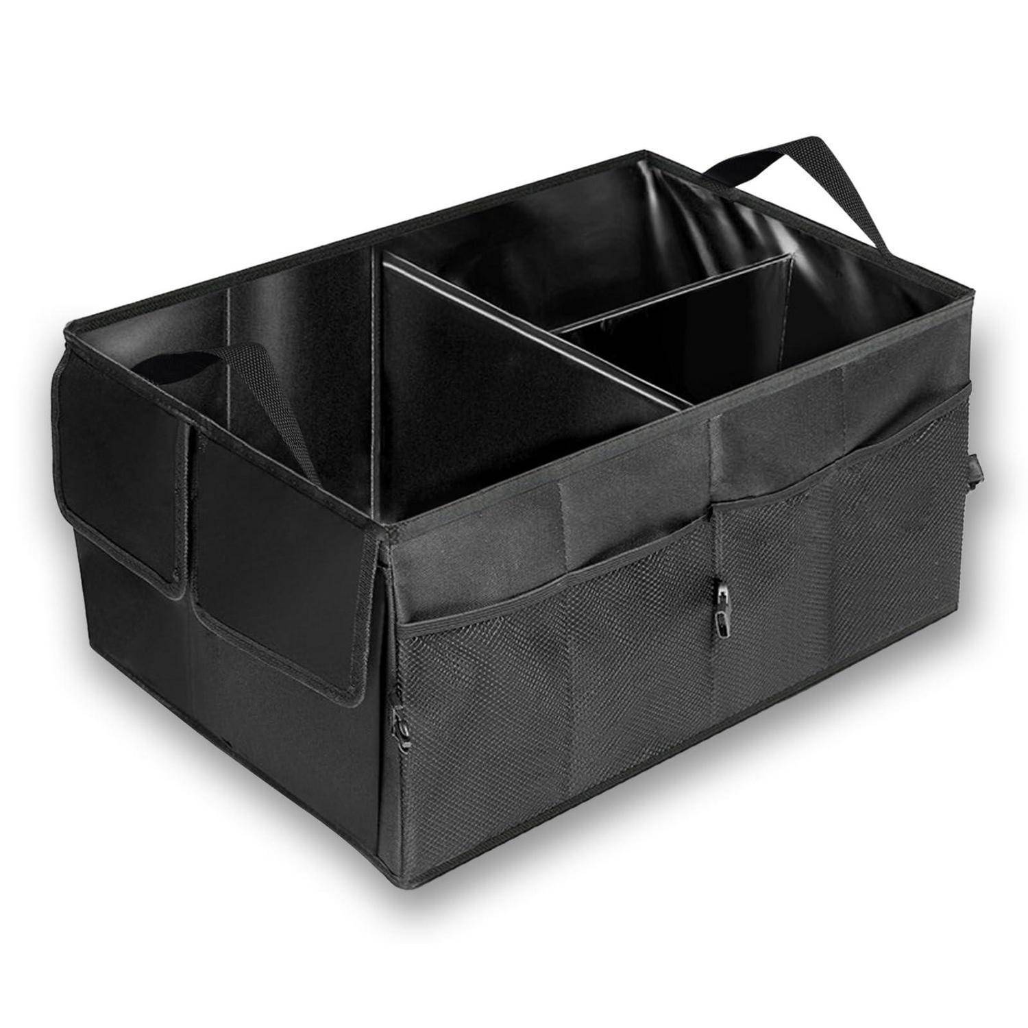 Schwarze faltbare Kofferraumorganizertasche mit unterteilten Fächern, Seitentaschen und Griffen auf weißem Hintergrund.