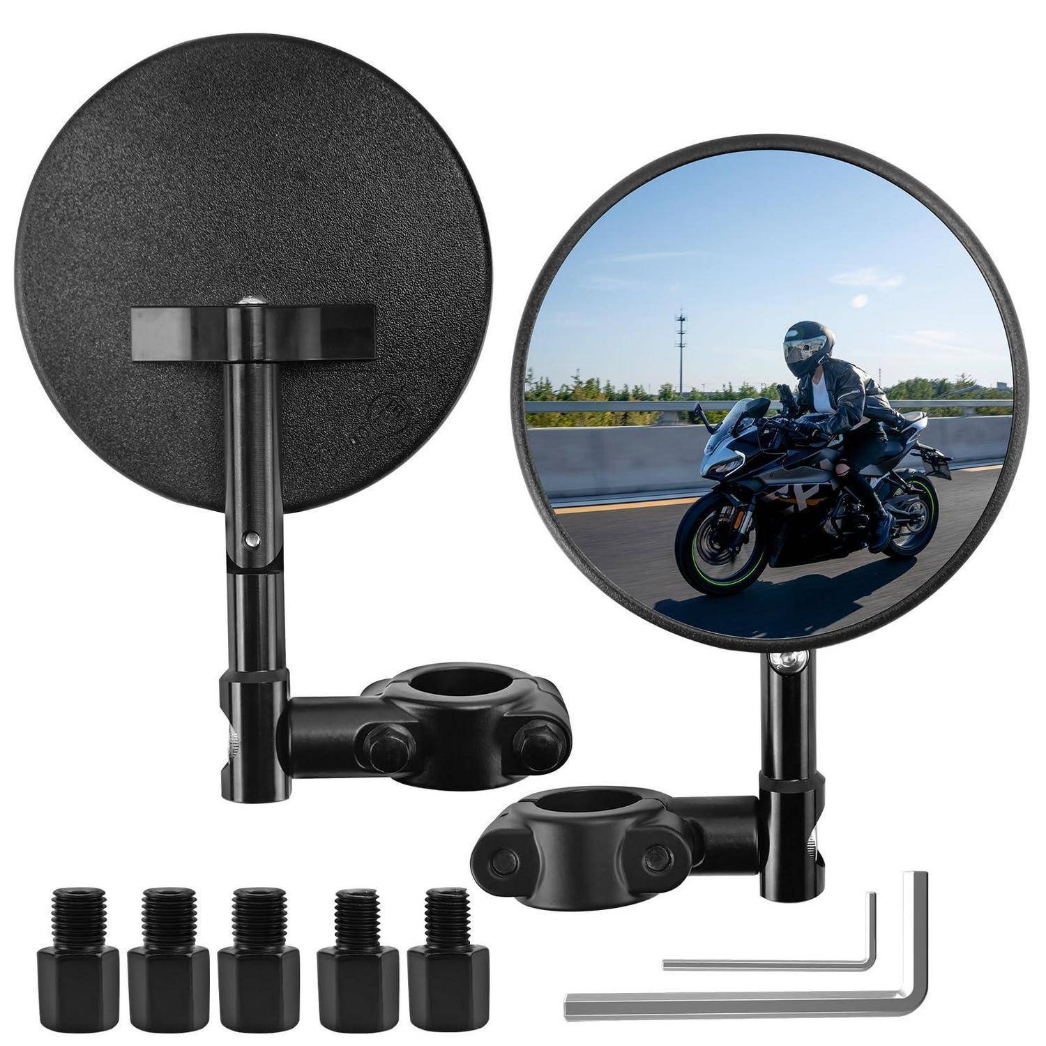 Motorrad-Lenkerspiegelset mit zwei runden Spiegeln, Befestigungsklemmen, Bolzen und Innensechskantschlüsseln; ein Spiegel zeigt einen Fahrer auf einer Autobahn.