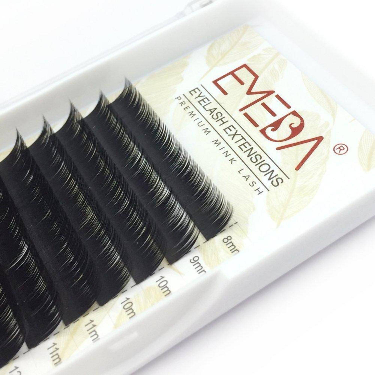 EYESA Premium Wimpernverlängerungen aus Nerz in einem Tablett, mit schwarzen Wimpernstreifen beschriftet nach Länge.