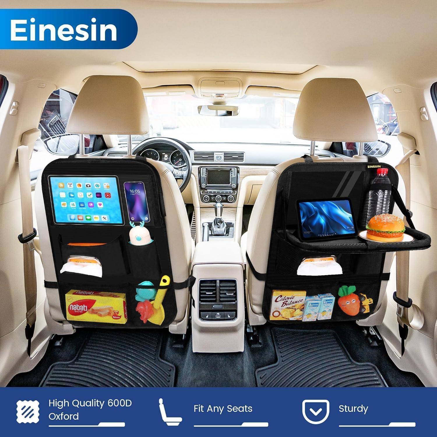 Autoinnenraum mit zwei Organizer-Tabletts für Vordersitze, die Tablets, Telefone, Snacks und Getränke halten; Bannertexte sagen „Einesin