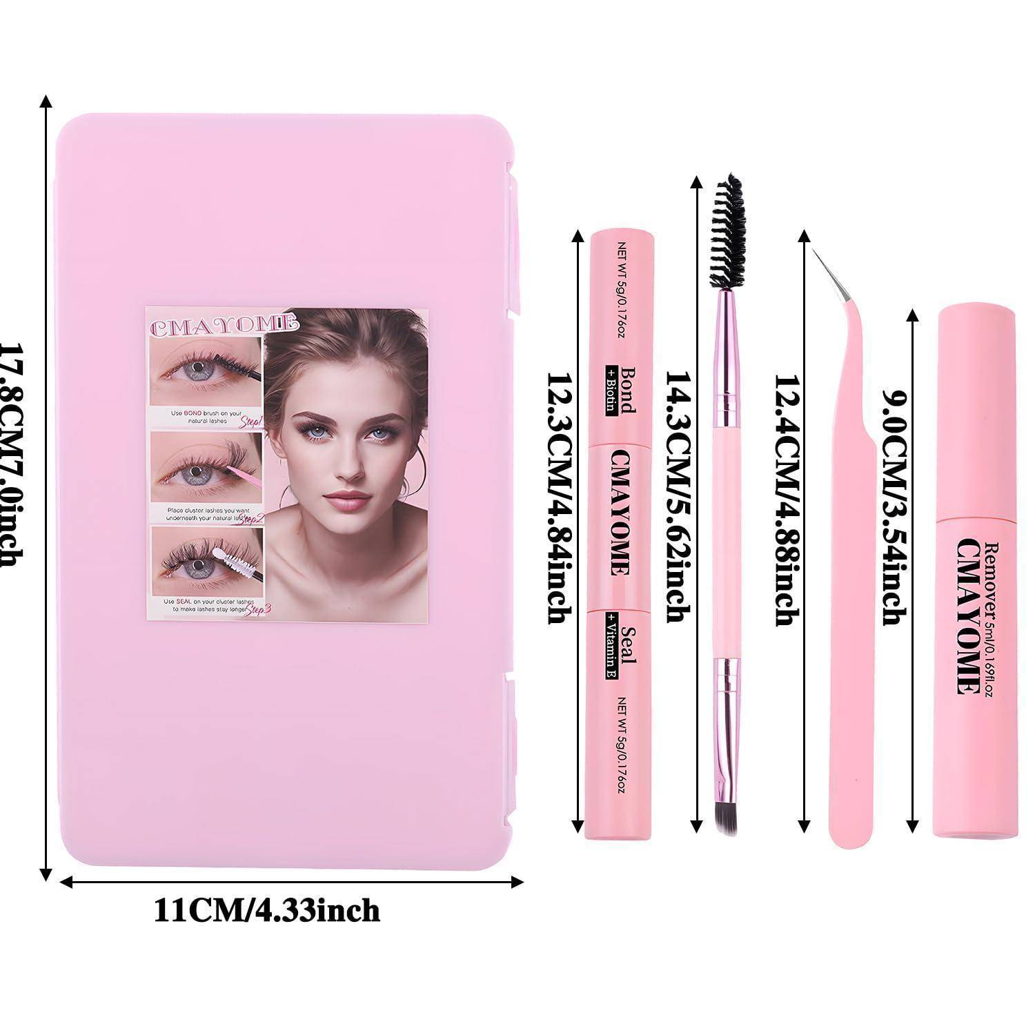 Rosafarbenes Kosmetik-Set mit Augenbrauen- und Wimpernwerkzeugen daneben, einschließlich eines doppelseitig nutzbaren Pinsels, einer Pinzette und zwei kleinen Produkttuben mit Größenangaben.