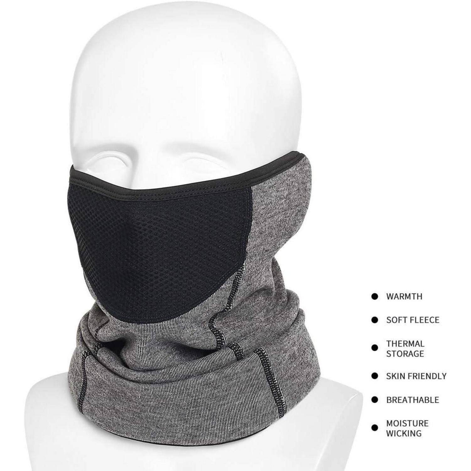 Grau und schwarze Fleece-Gesichtsmaske und Nackenmanschette auf einer Schneiderpuppe, mit aufgelisteten Eigenschaften: Wärmespeicherung, weiches Fleece, Wärmespeicherung, hautfreundlich, atmungsaktiv, Feuchtigkeitsabsorption.