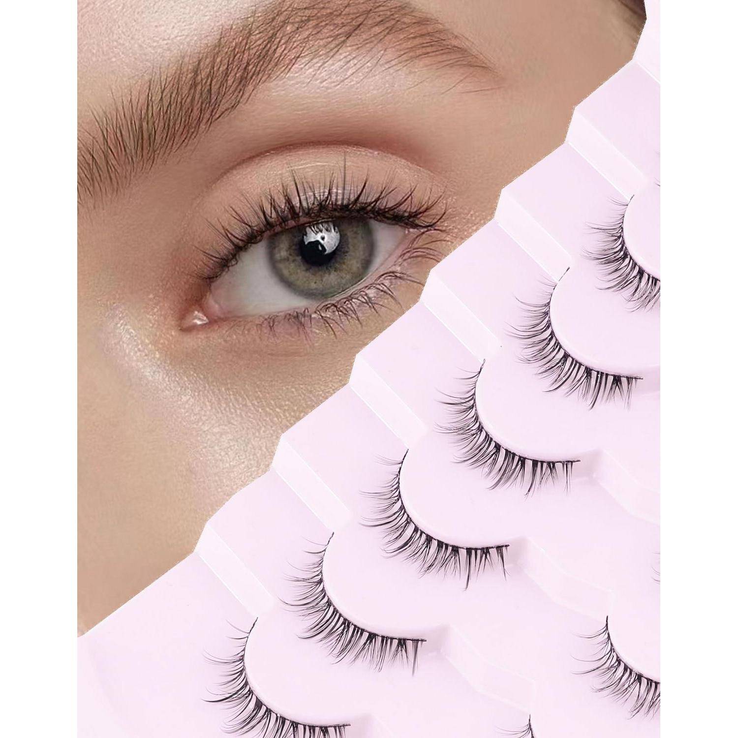 Nahaufnahme eines Frauenauges neben gestapelten Wimpernstreifen, die Wimpernverlängerungsstile für die Schönheitsanwendung zeigen.