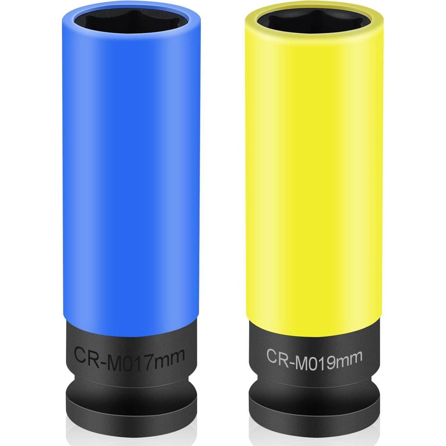 Zwei farbige Tiefnuss-Adapter, einer in Blau mit der Beschriftung CR-M017mm und einer in Gelb mit der Beschriftung CR-M019mm, stehen nebeneinander auf weißem Hintergrund.