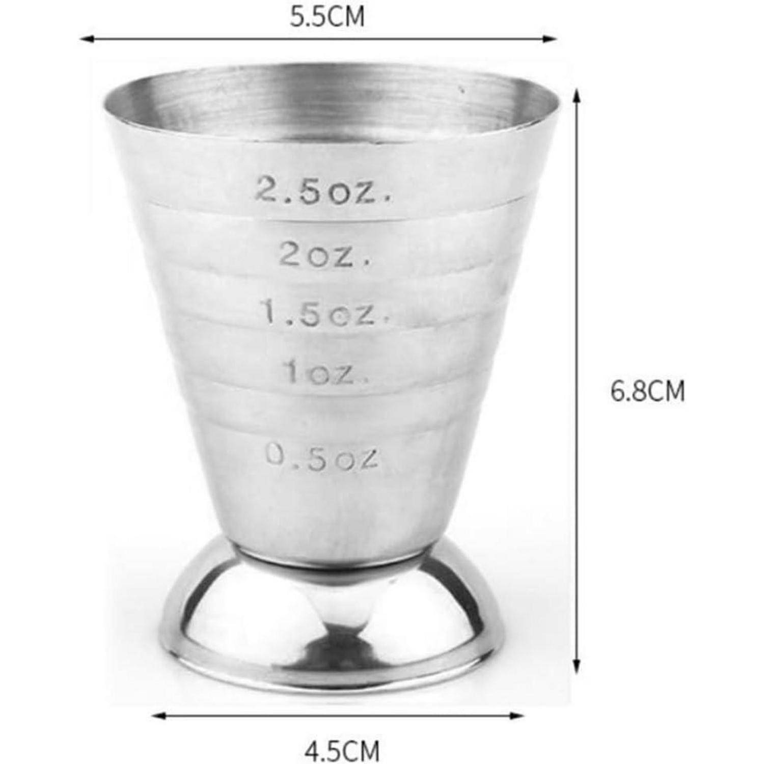Edelstahlmessbecher mit 0,5-, 1-, 1,5-, 2- und 2,5-oz-Markierungen, 6,8 cm hoch mit 5,5 cm Oberdurchmesser und 4,5 cm Basisdurchmesser.