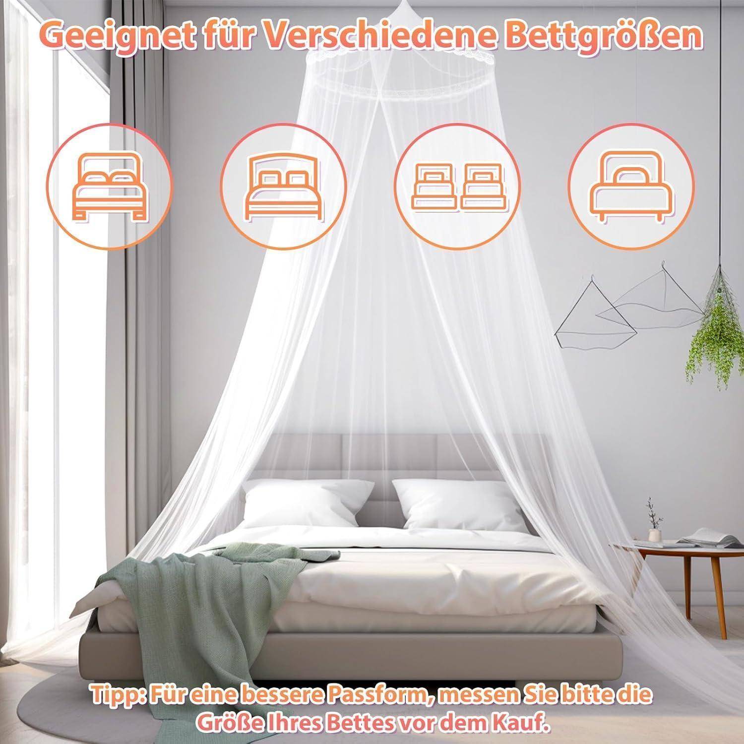 Himmelbett-Netz, das über einem Bett in einem Schlafzimmer drapiert ist, mit der Kennzeichnung, dass es für verschiedene Bettgrößen geeignet ist, sowie mit dem Hinweis, das Bett vor dem Kauf zu messen.