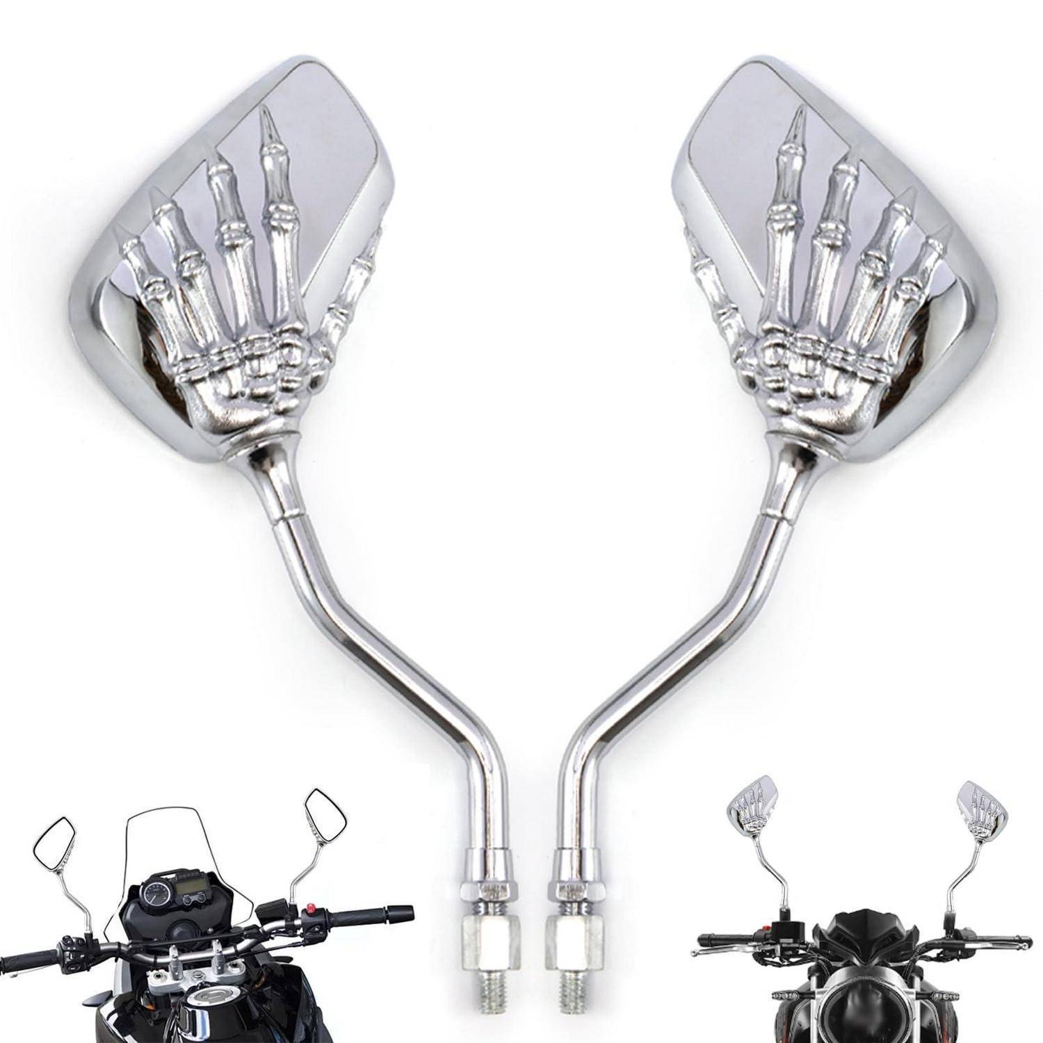 Paar verchromte Motorrad-Seitenspiegel in Form von Skeletthand-Griffen, gezeigt auf weißem Hintergrund mit kleinen eingefügten Ansichten der Spiegel am Motorrad.
