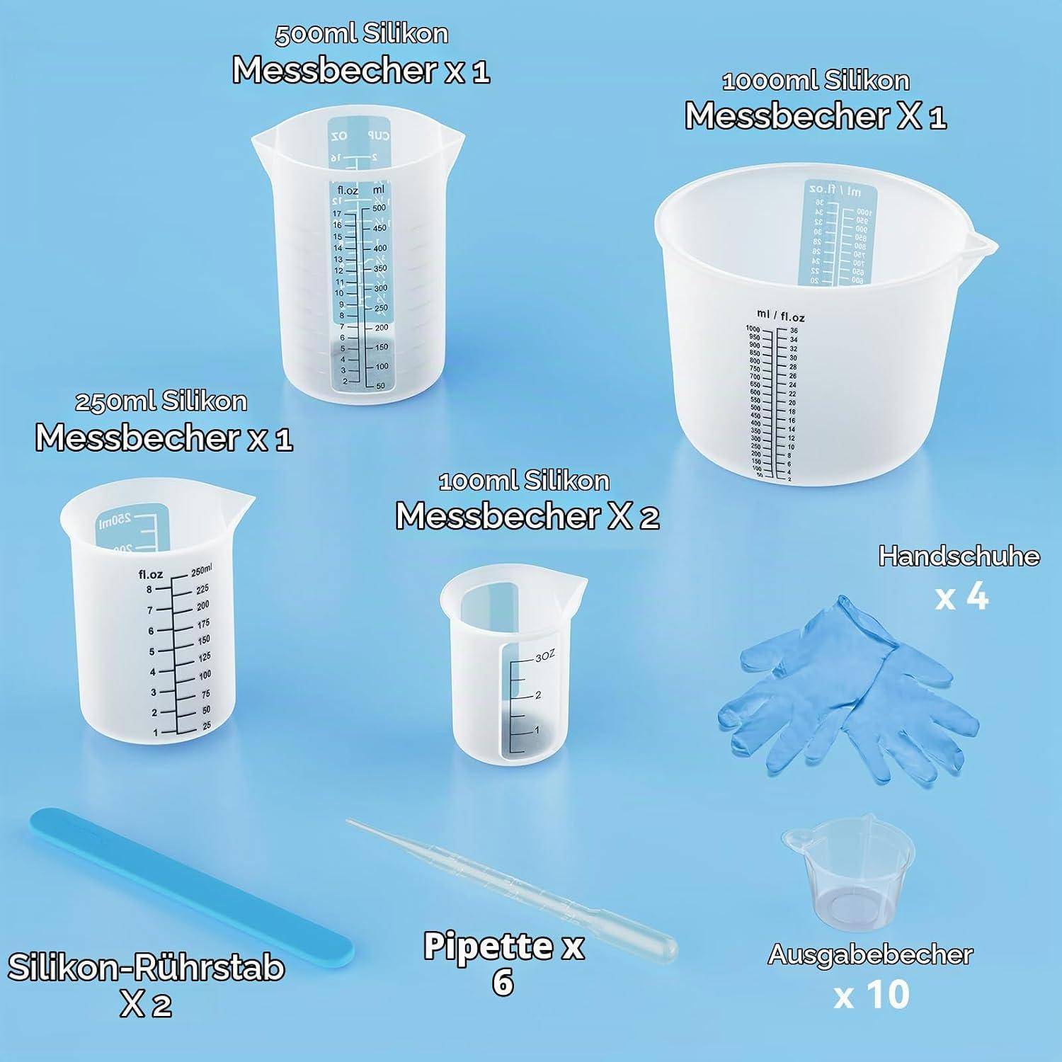 Satz aus Silikon-Messbechern, Handschuhen, Rührstäbchen, Pipetten und Einwegbechern mit Beschriftungen für Mengen und Größen auf blauem Hintergrund.