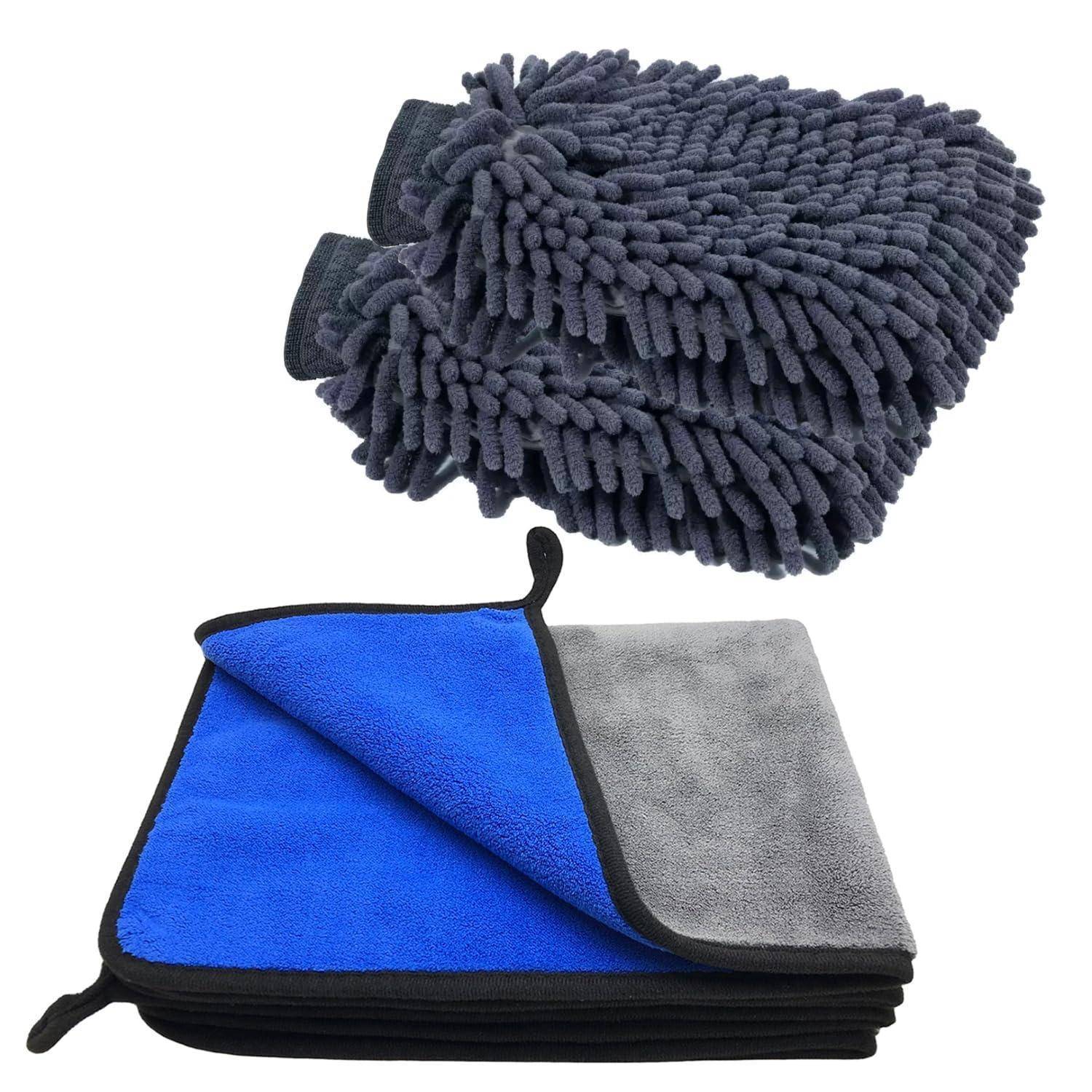 Zwei Mikrofaser-Reinigungstücher: einen dunkelgrauen Chenille-Handschuh und ein gefaltetes blaugraues Tuch mit schwarzem Rand, gezeigt auf weißem Hintergrund.