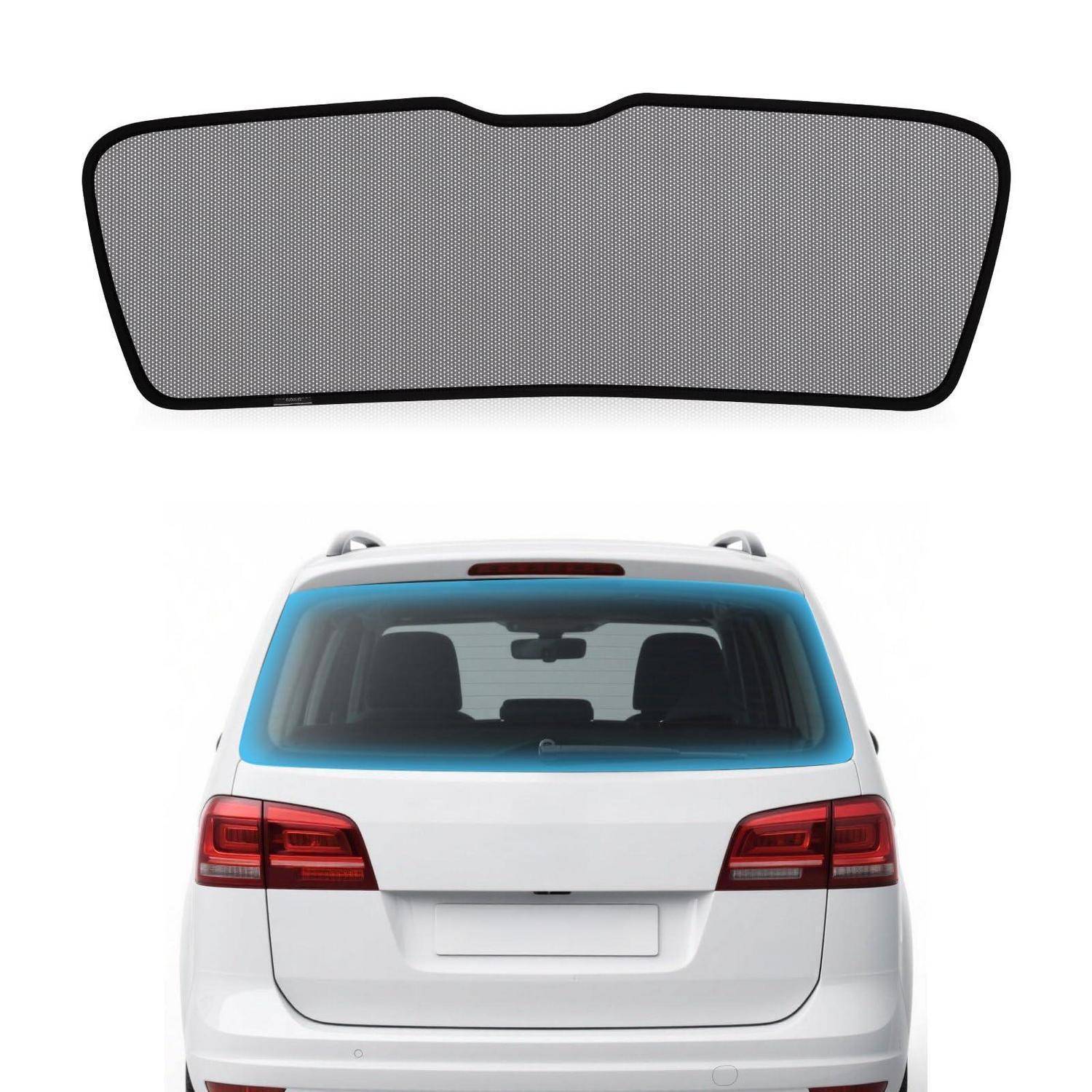 Sonnenschutz für die hintere Autoscheibe, der über der Rückseite eines weißen SUV angebracht ist und zeigt einen maßgeschneiderten Mesh-Sonnenschutz für die hintere Windschutzscheibe des Fahrzeugs.