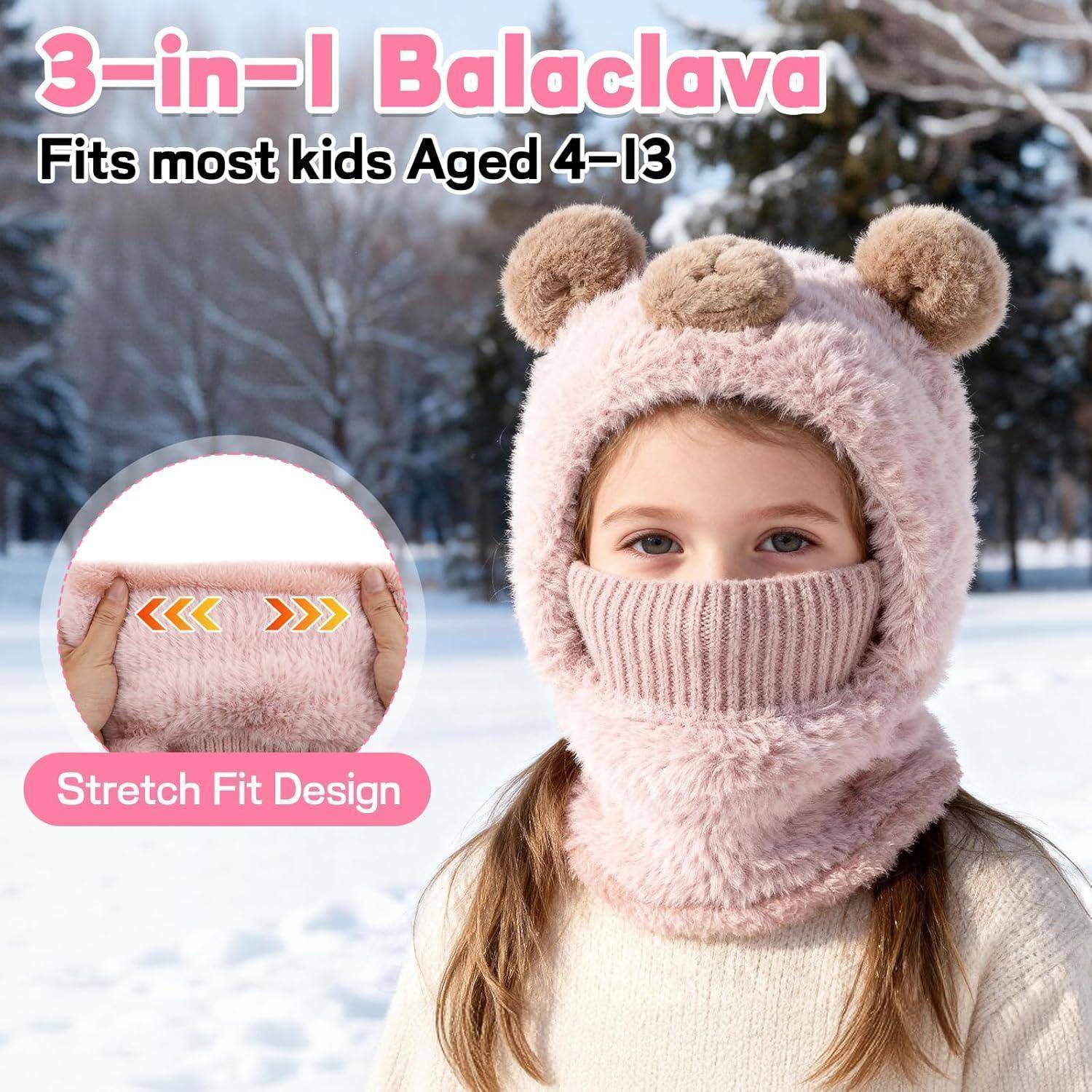 Kind trägt eine rosa 3-in-1-Sturmhaube mit Bärenohren in verschneiter Umgebung im Freien; der Text besagt „Passt bei den meisten Kindern im Alter von 4-13 Jahren
