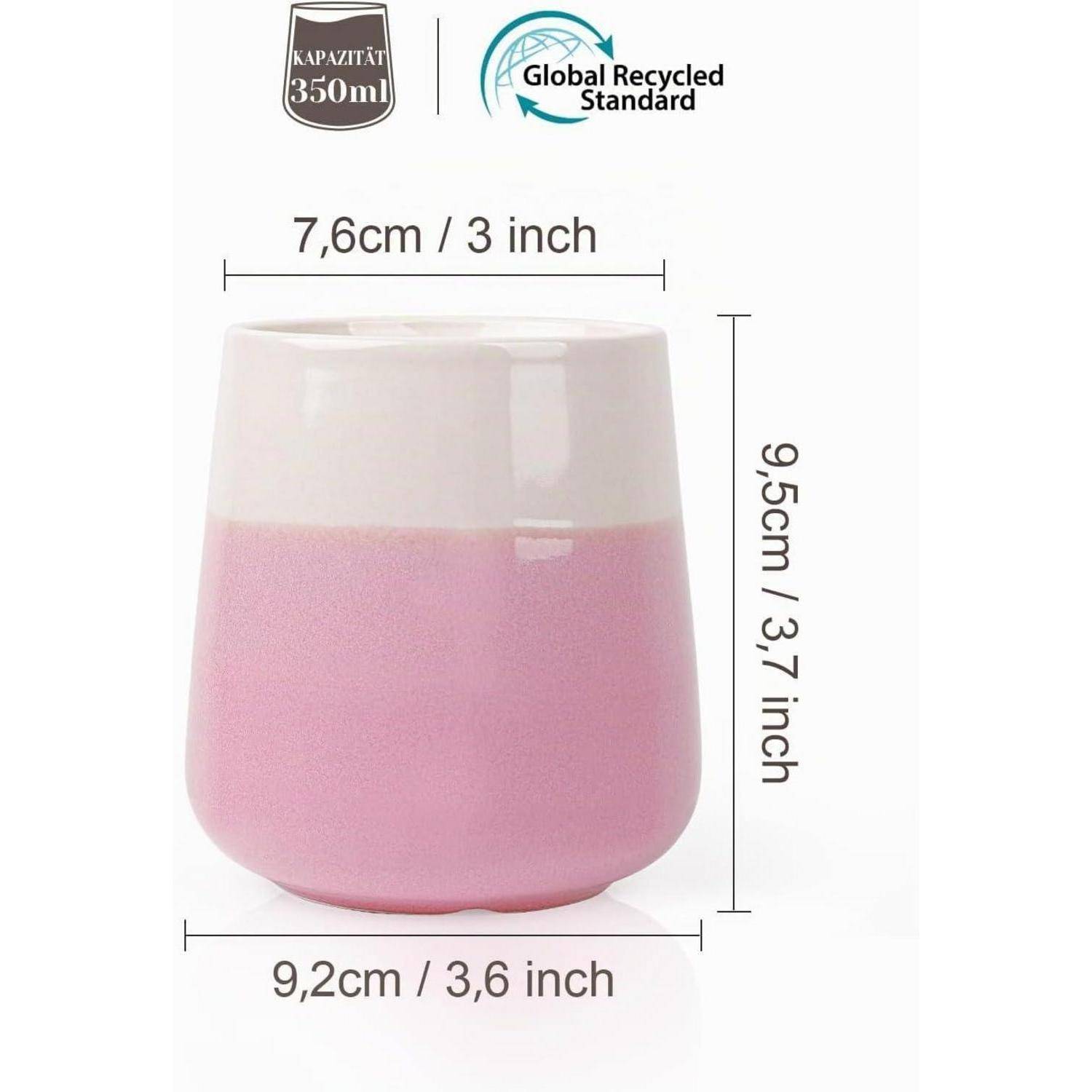 Produktbild eines rosa 350-ml-Bechers mit weißem Rand, wobei die Abmessungen angezeigt werden: 7,6 cm breit, 9,5 cm hoch, 9,2 cm Basis; enthält das Logo „Global Recycled Standard